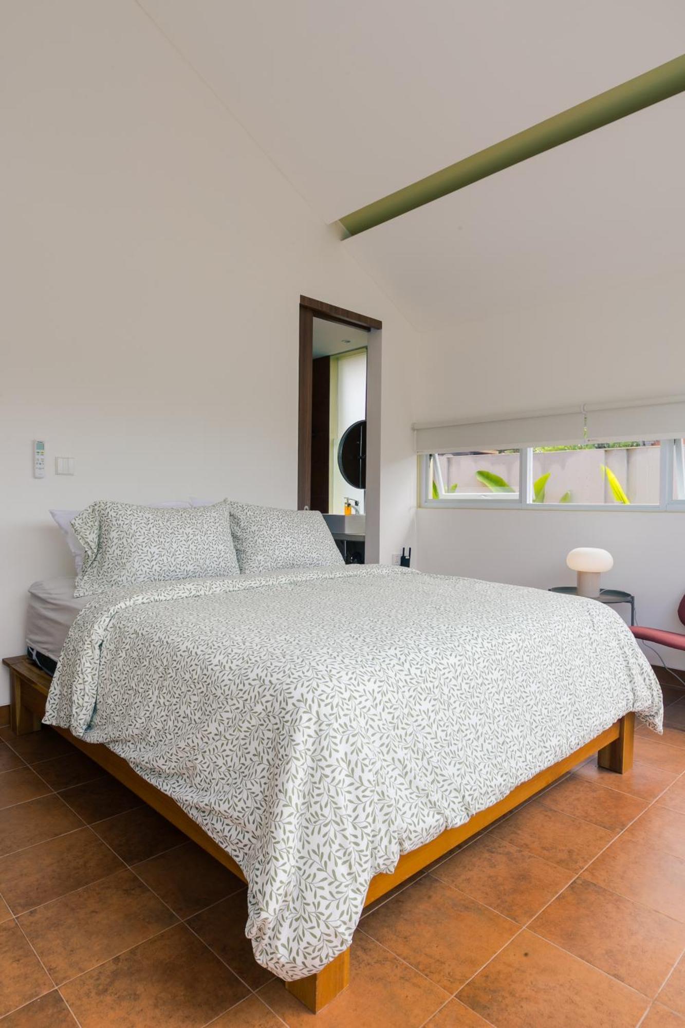 Casa Orange, Lod Tunduh