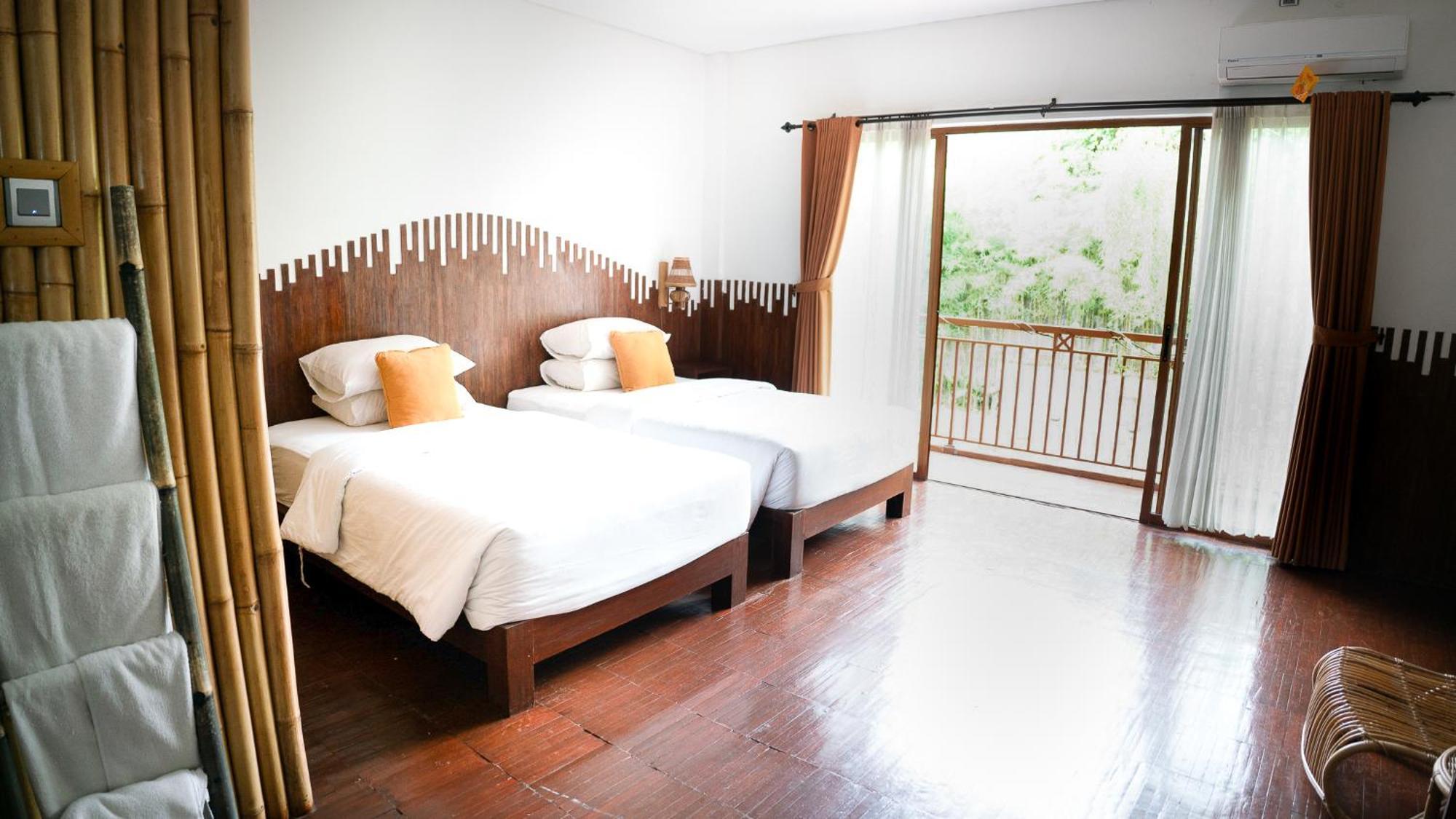 Hotel Karang Lila Bhuana