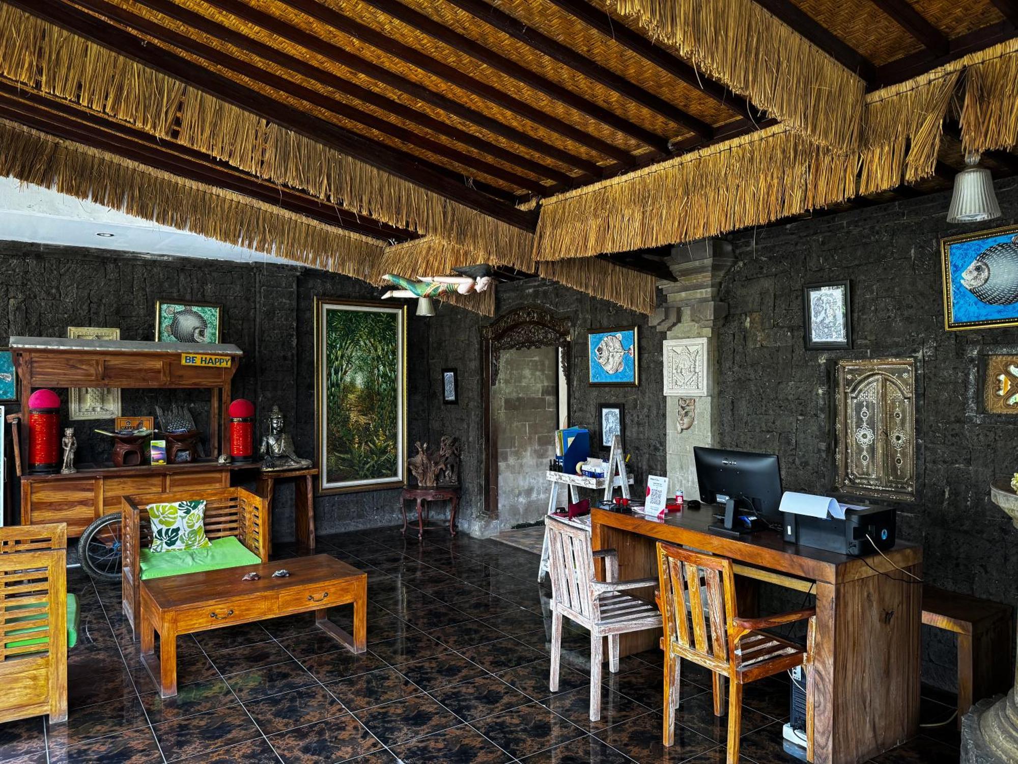 Kubuku Hotel