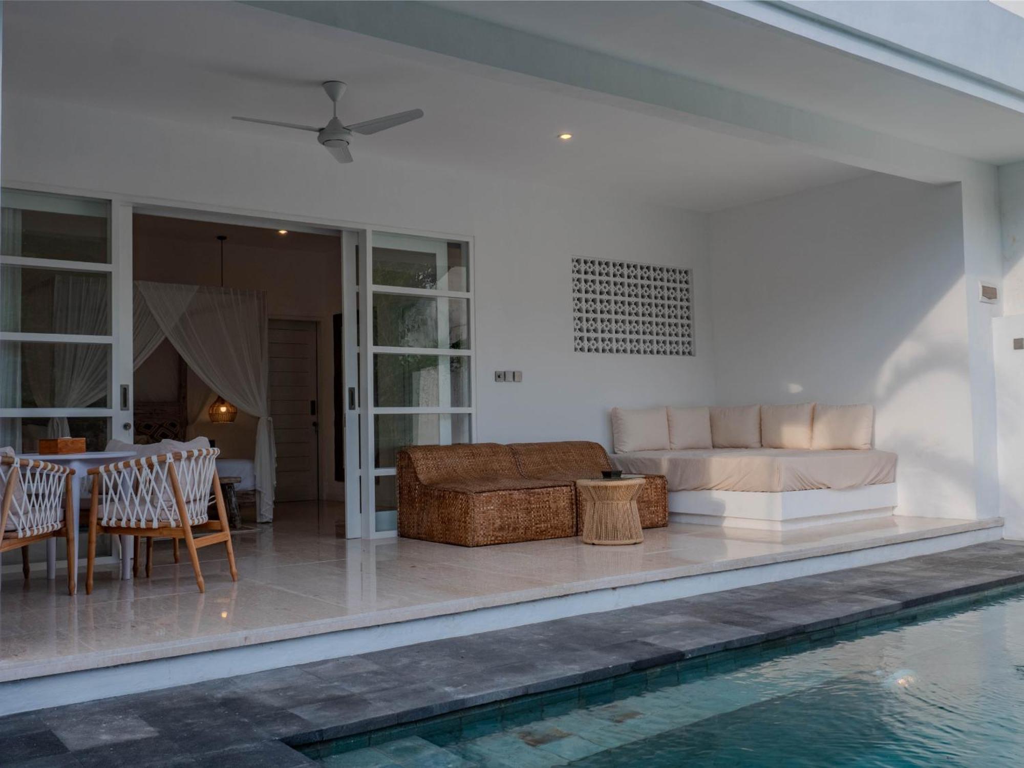 Villa Marc, *