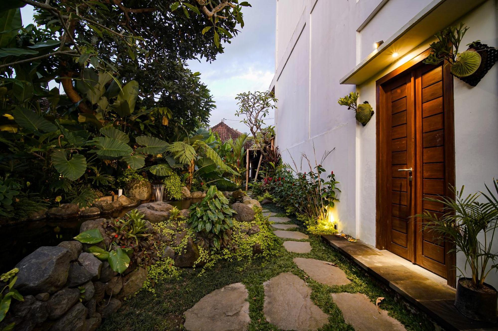 Bed & Breakfast Wakasuta House *