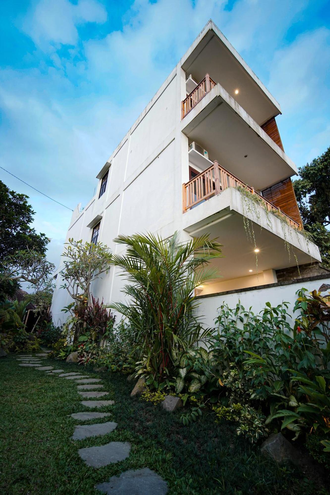 Wakasuta House *