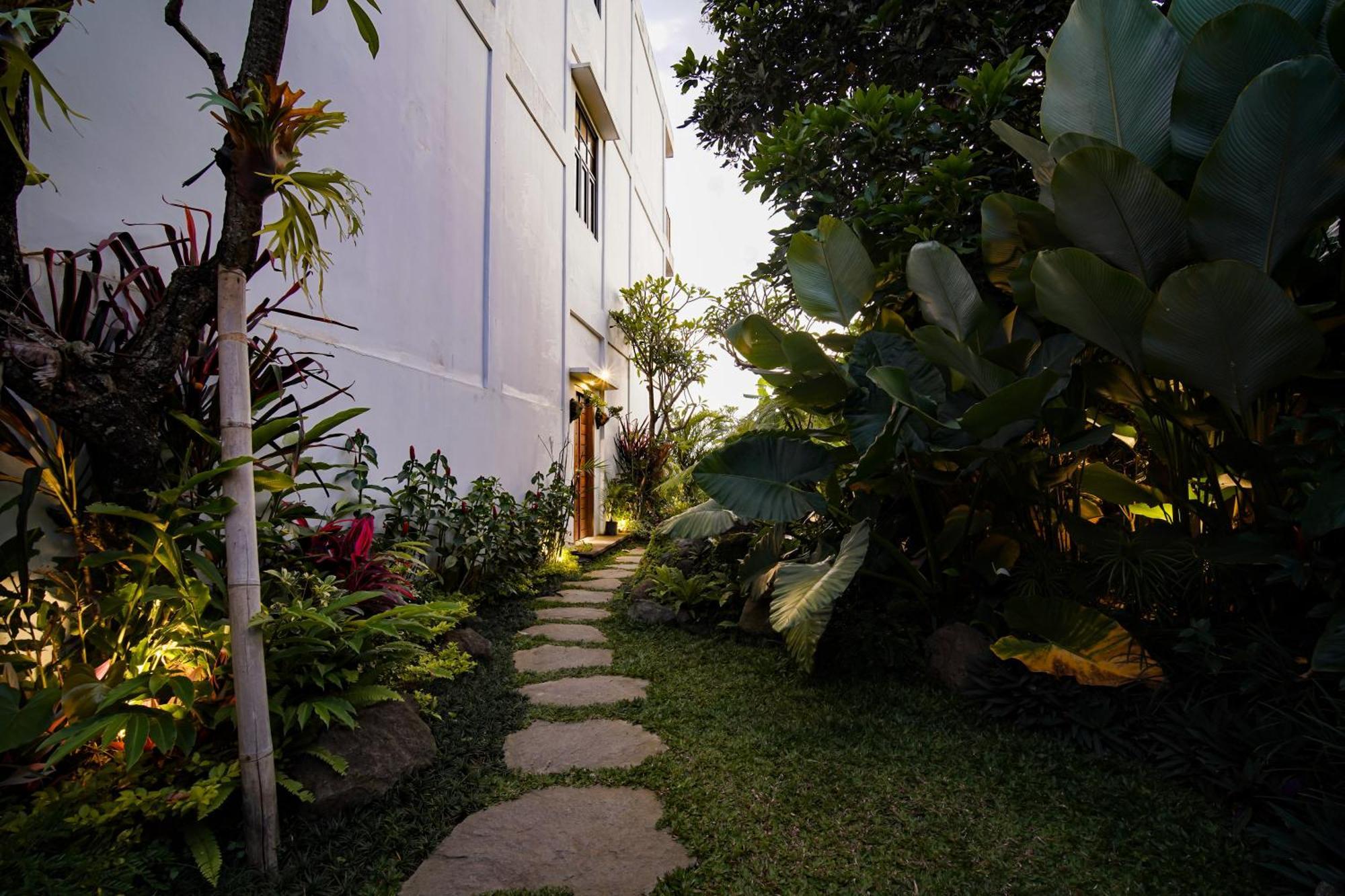 Bed & Breakfast Wakasuta House *