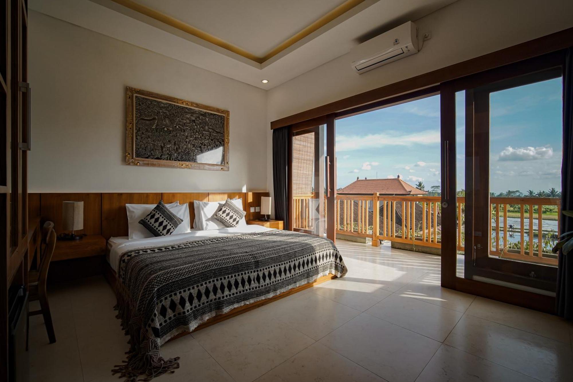 Bed & Breakfast Wakasuta House