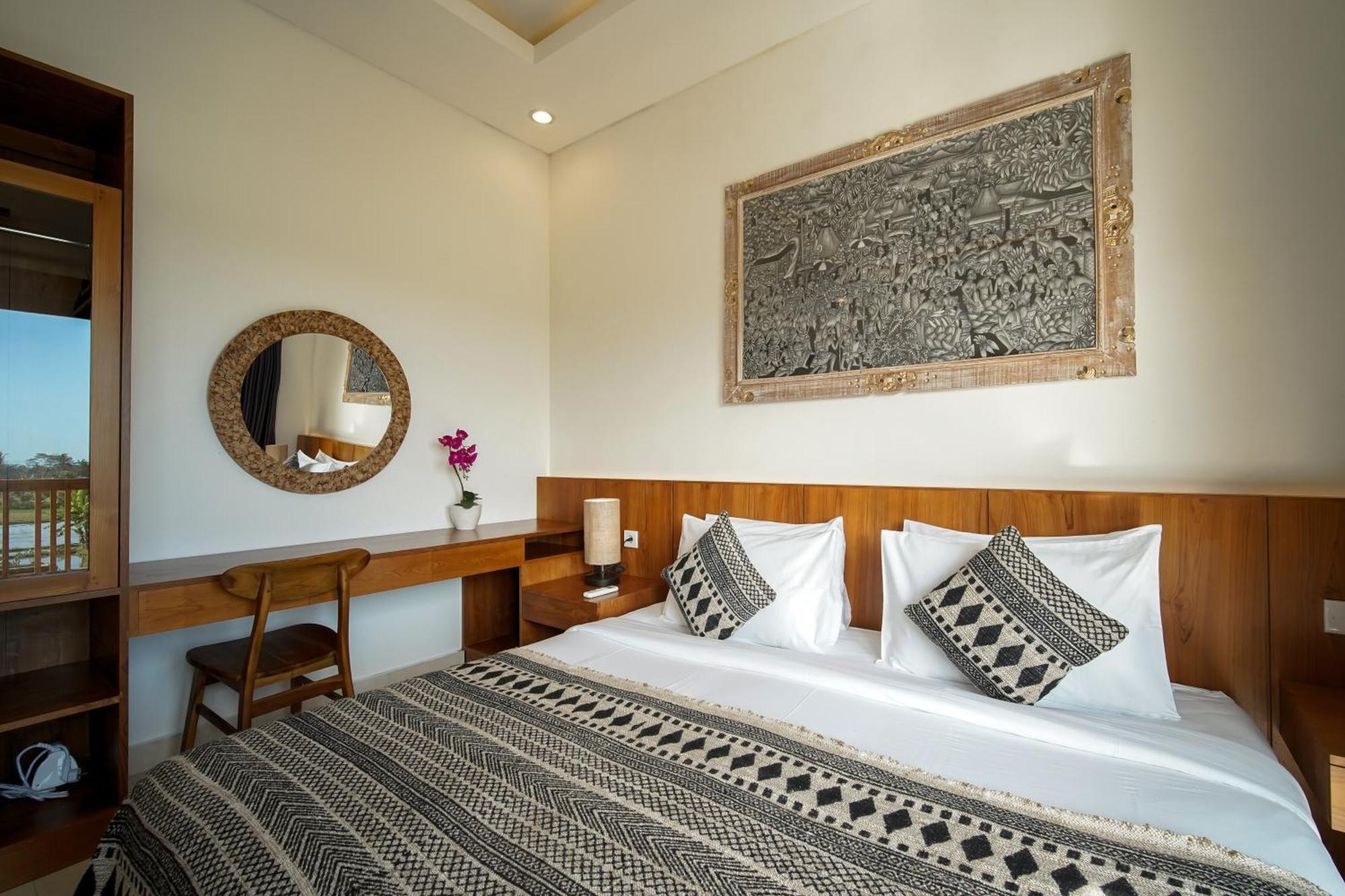 Wakasuta House Bed & Breakfast *