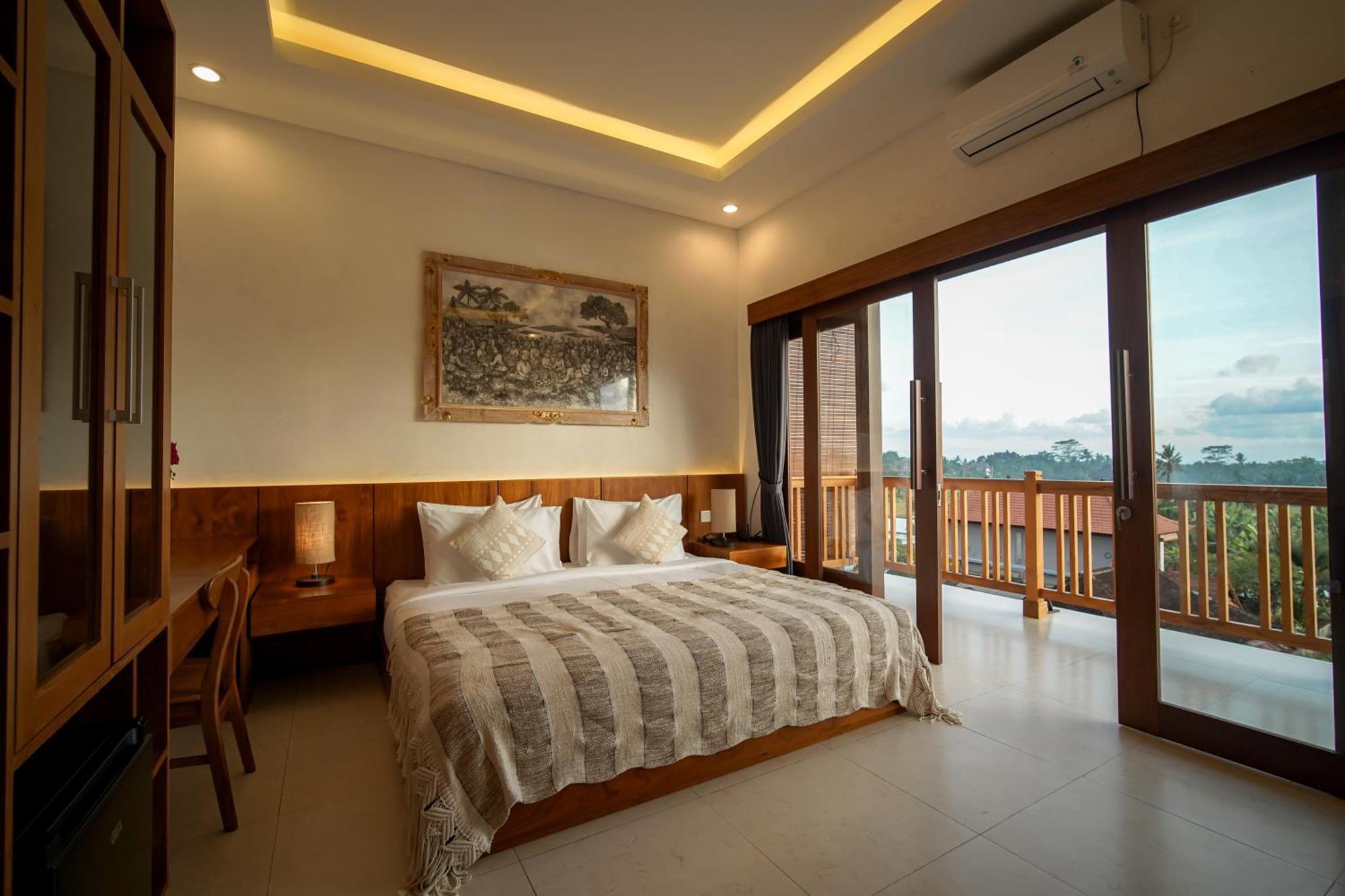 Wakasuta House Bed & Breakfast