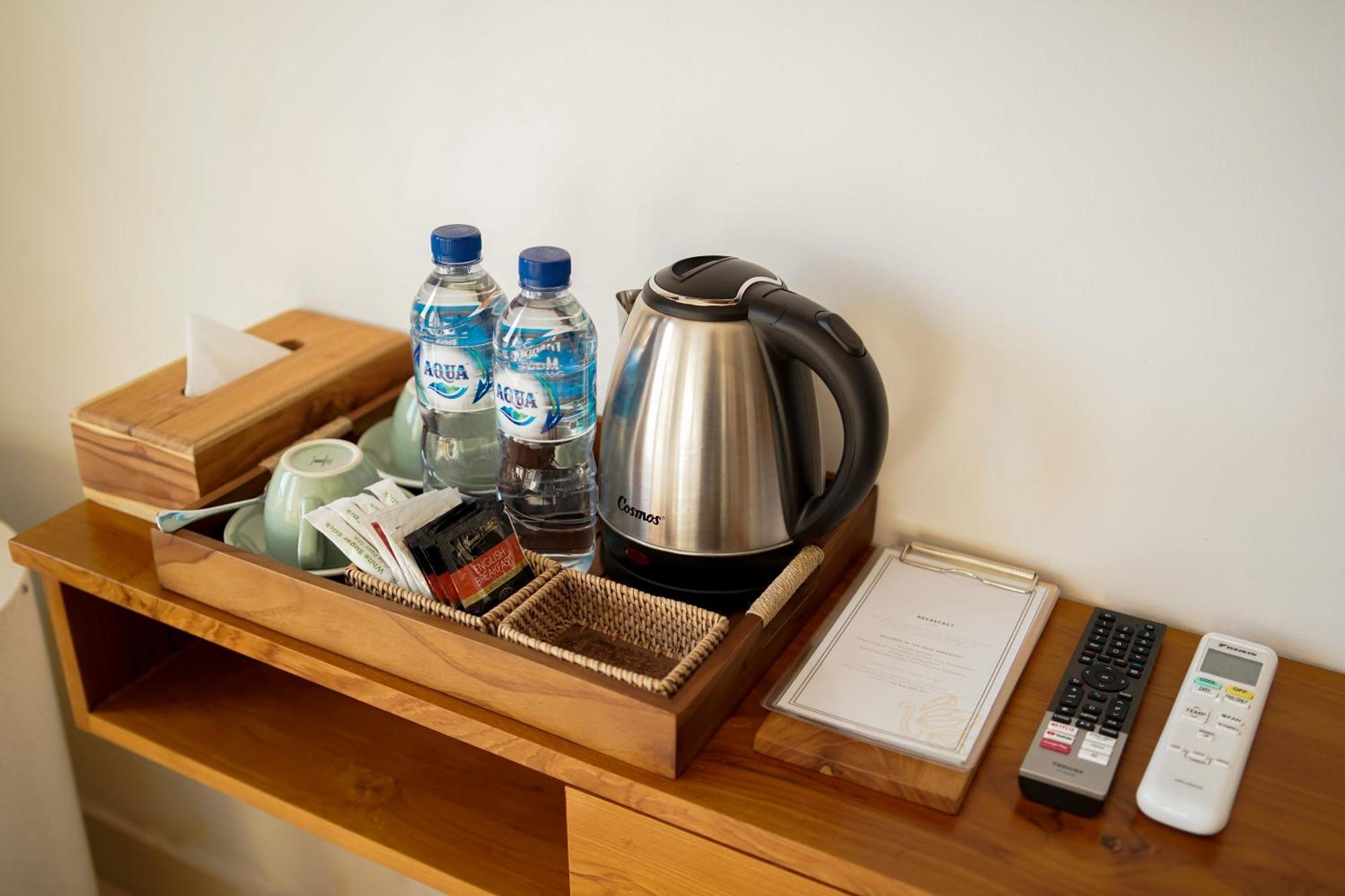Wakasuta House Bed & Breakfast
