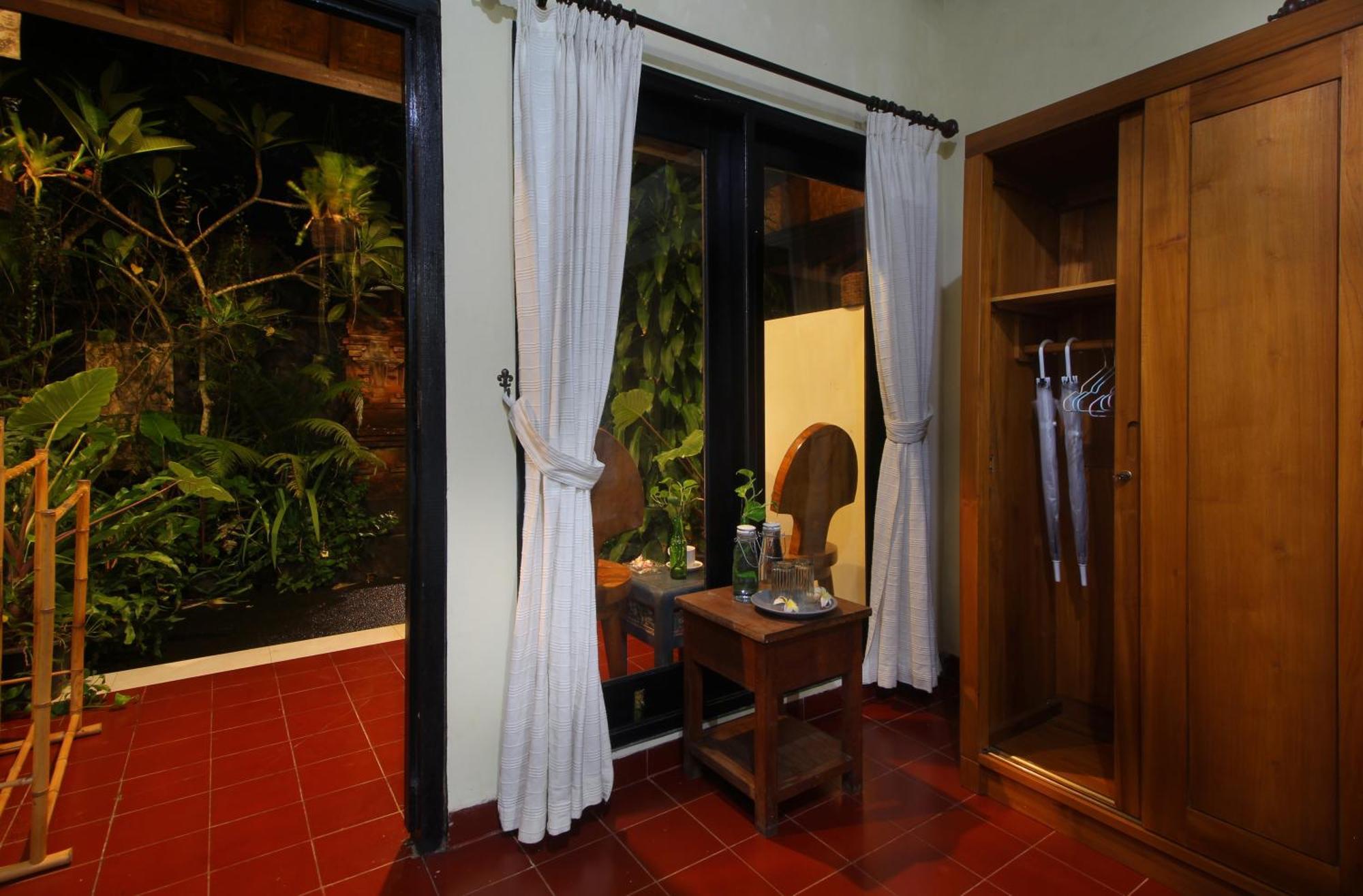 Sari Gong Guest House, A Trishula Collection *