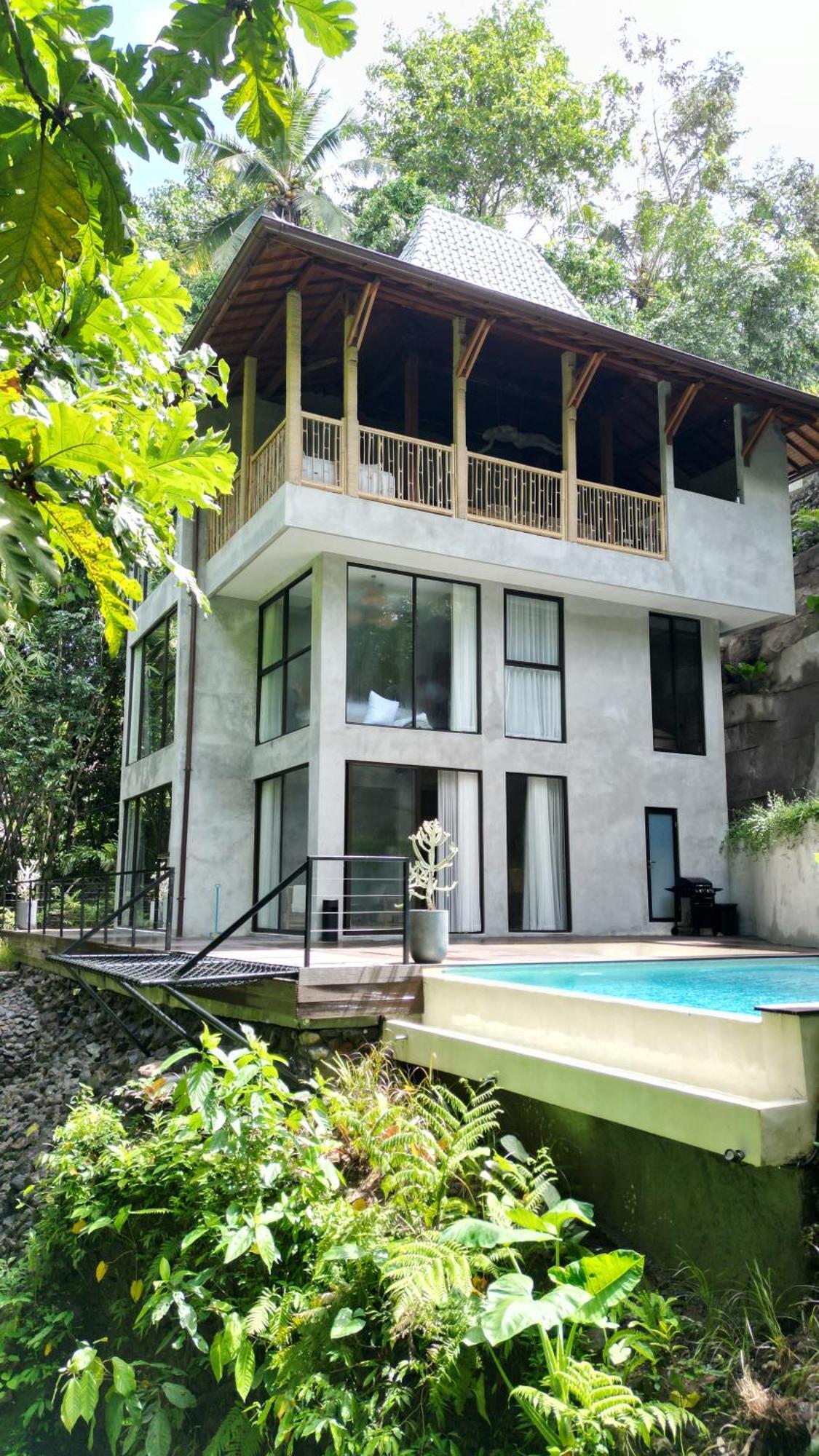 Bamboolina Jungle Unique Art&river Access Villa Ubud (Bali)