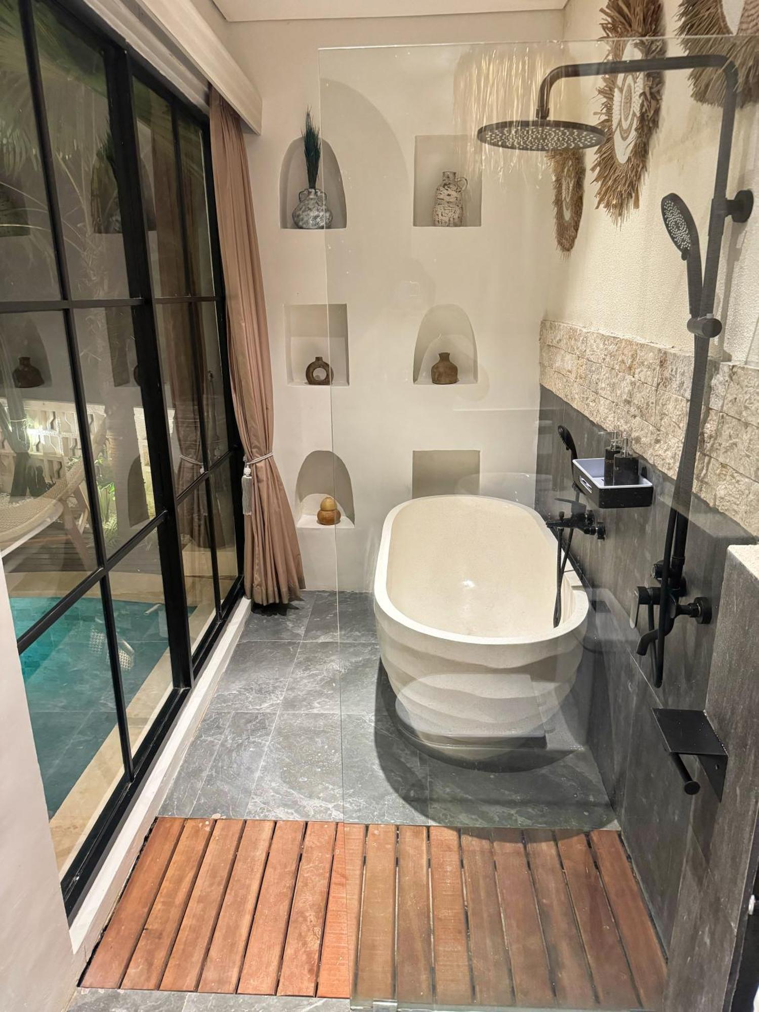Villa Maha Bali 2 *