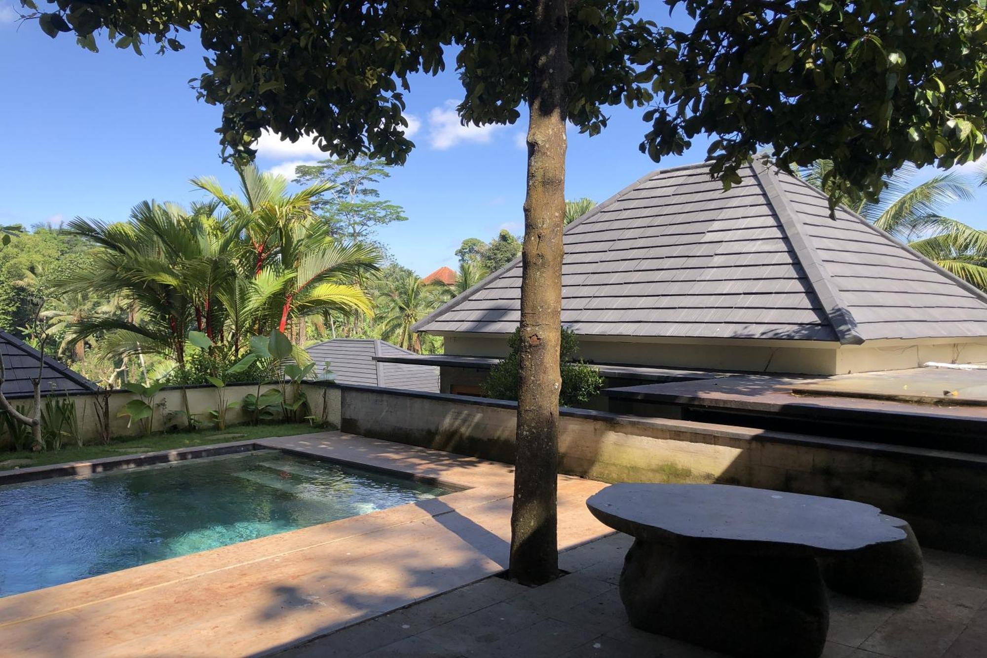 Kelusa Resort *