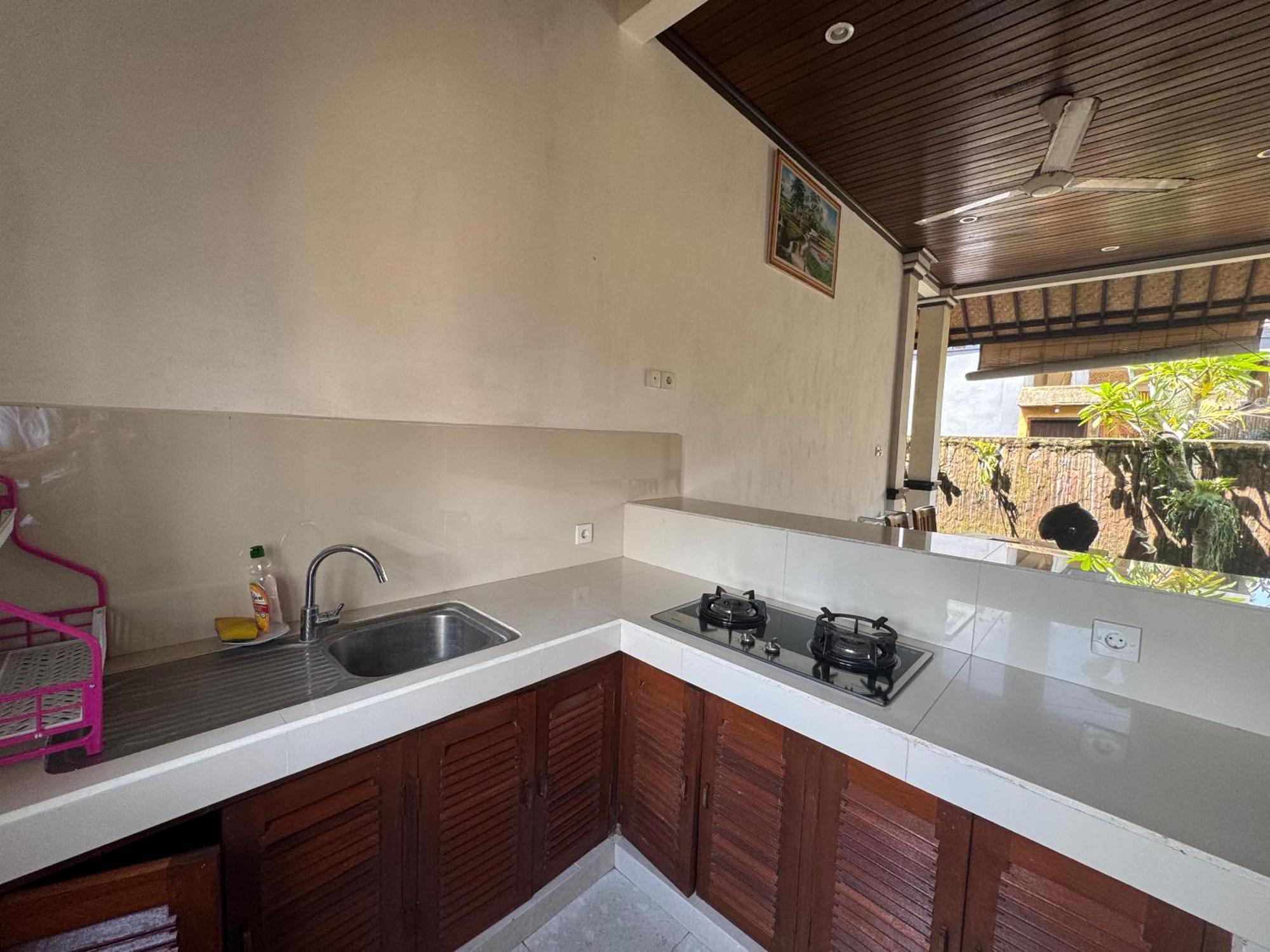 Vina Guest house *