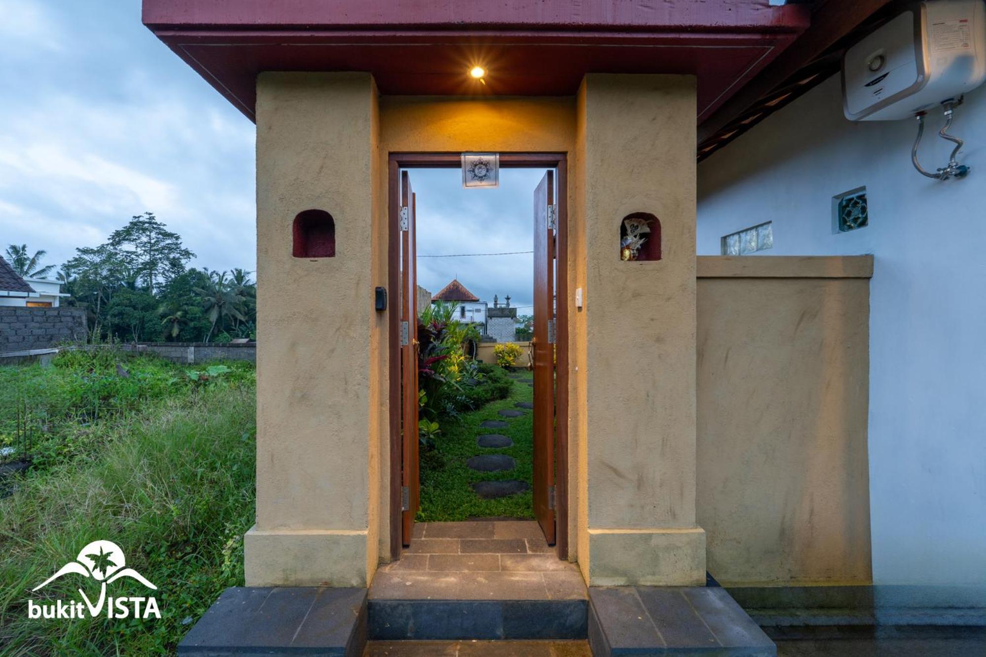 Villa Prabha By Bukit Vista