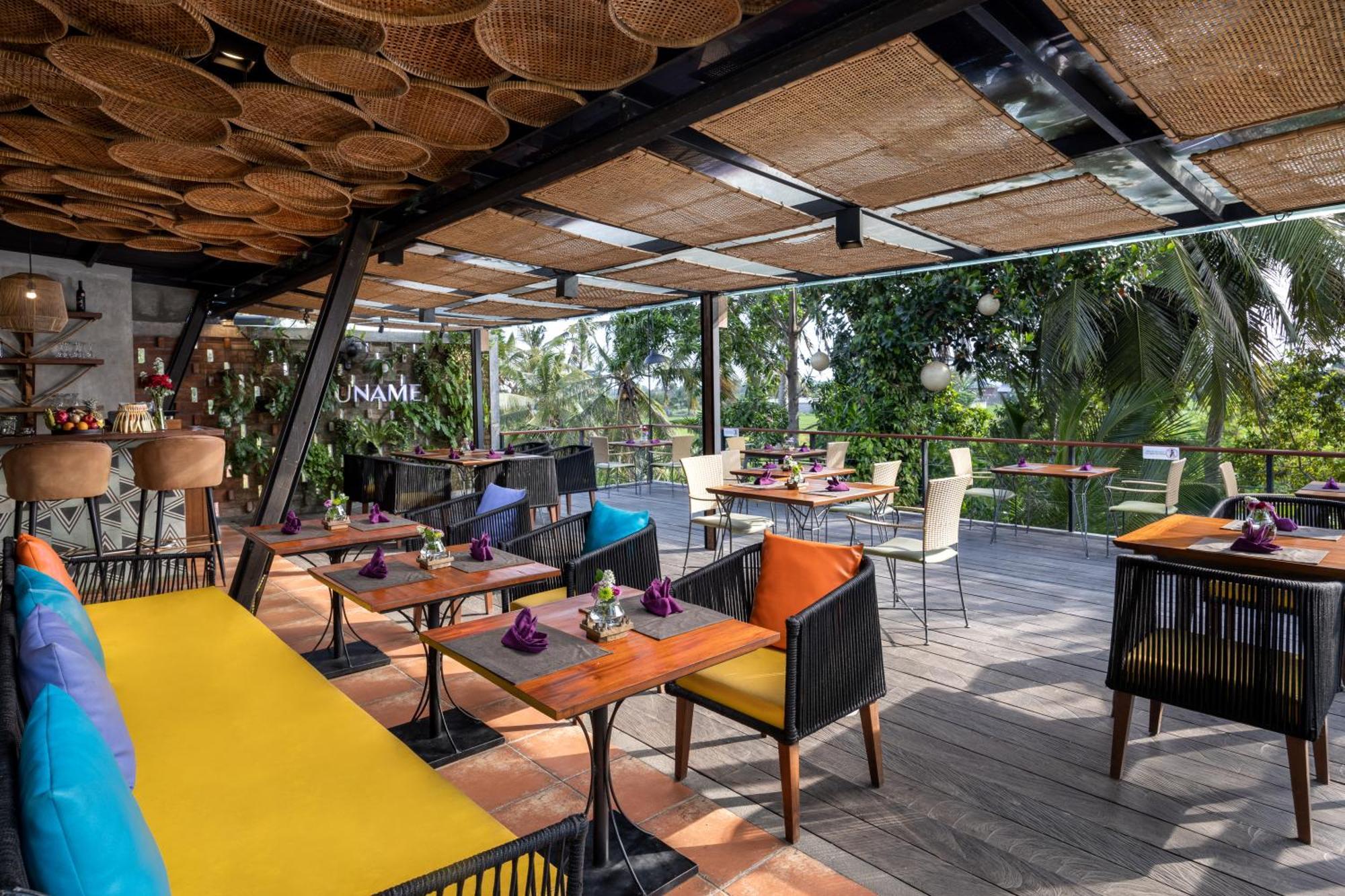 Berlima Wooden By Pramana