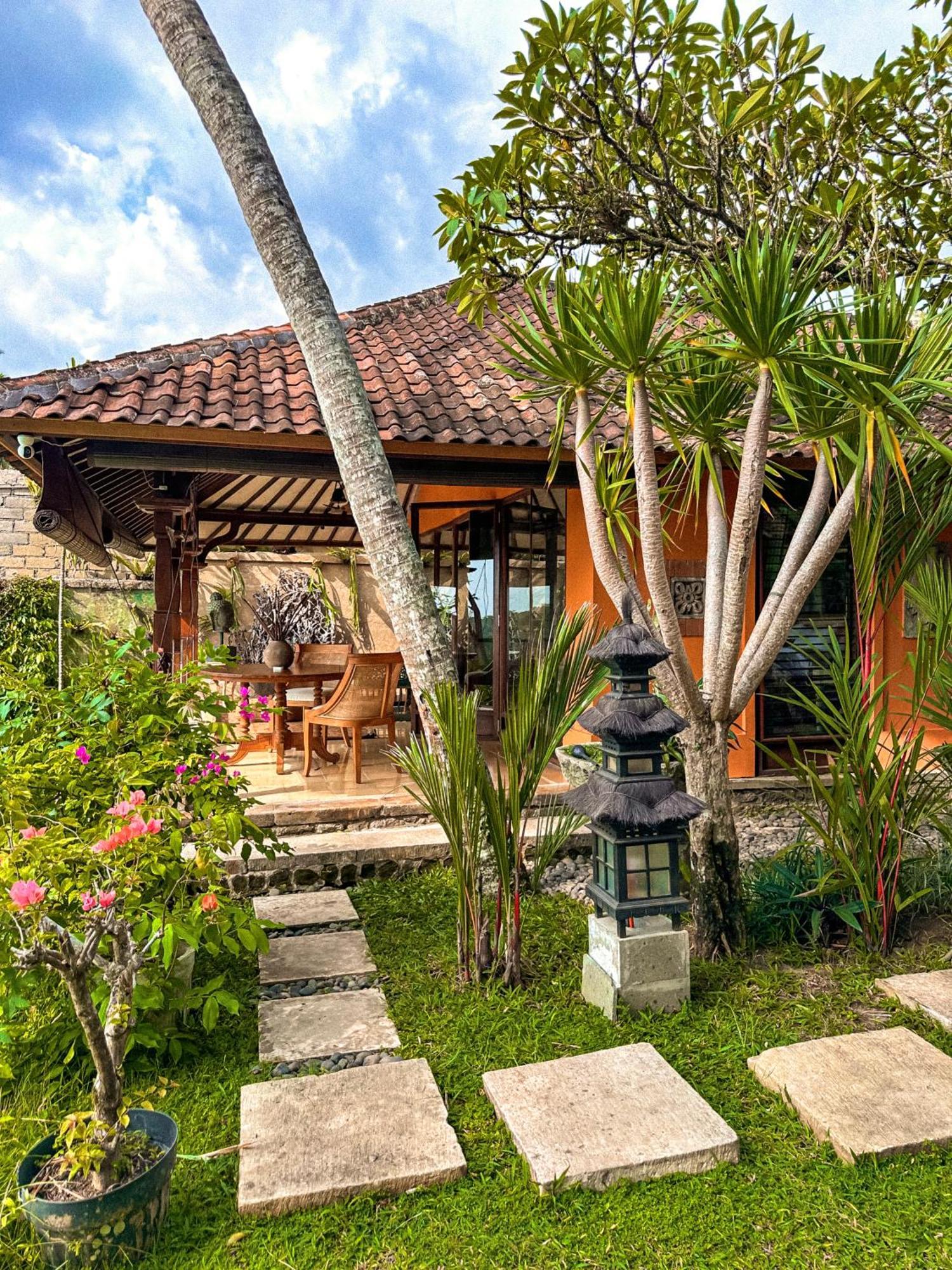 Bali Maison Bed & Breakfast *