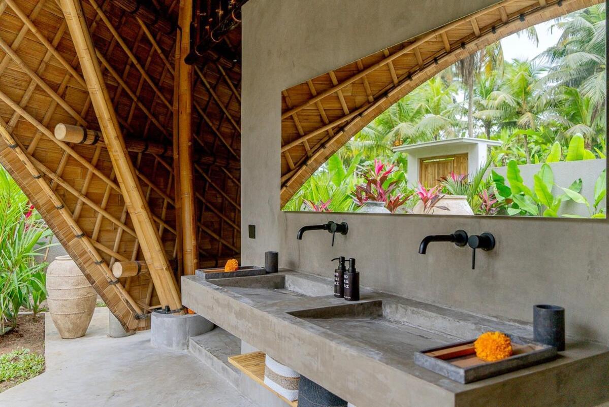 Bamboo Oasis - Casa Koko, Konubi Villa