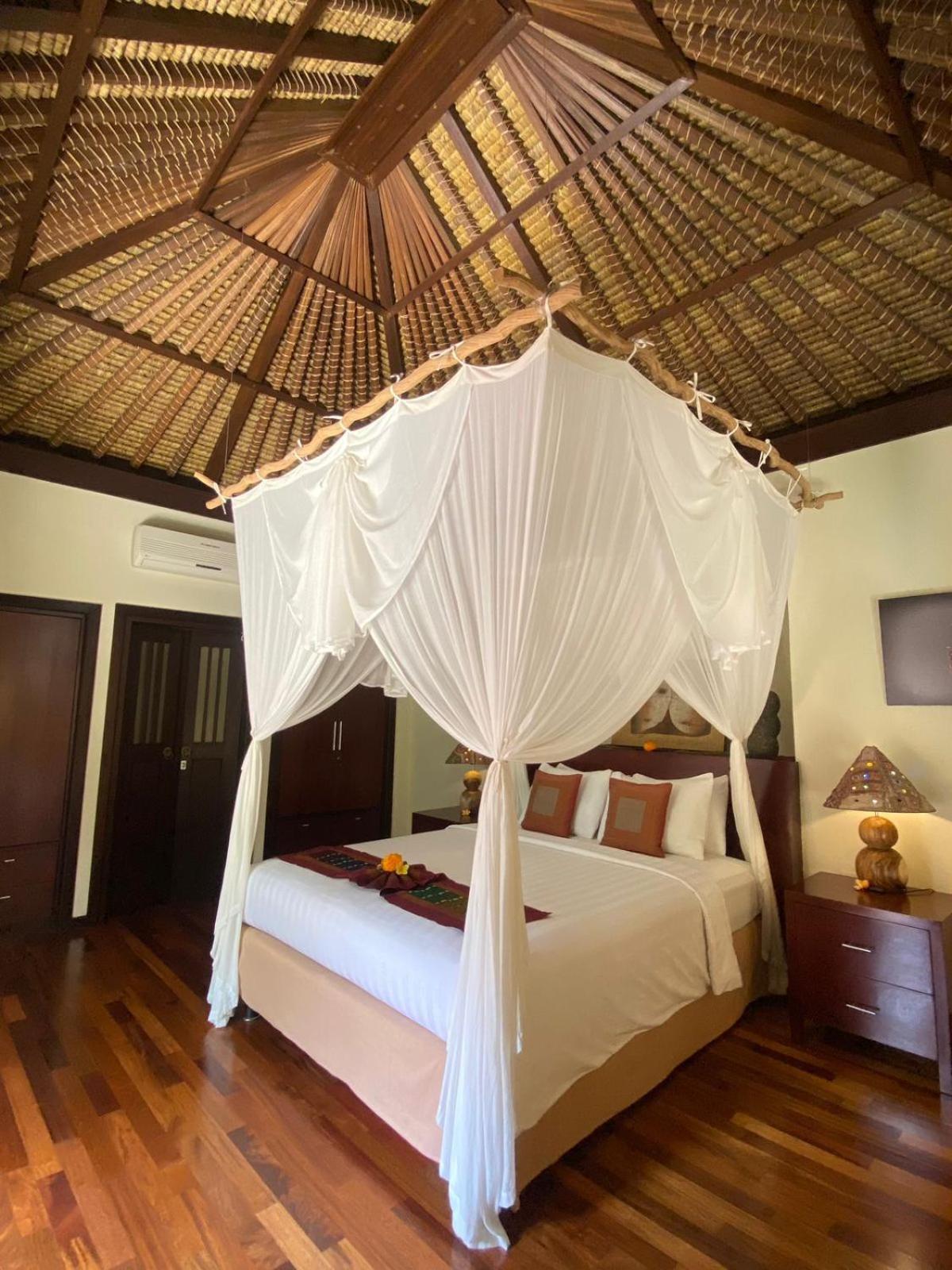 Purnamasari Villa *