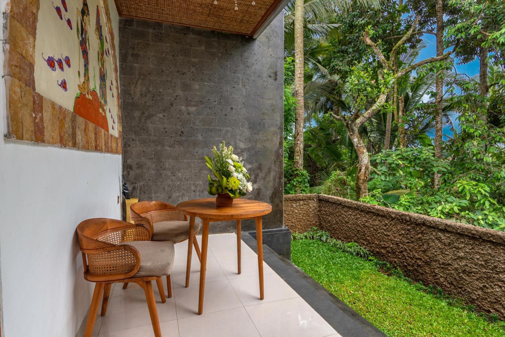 The Alus And Ubud (Bali)