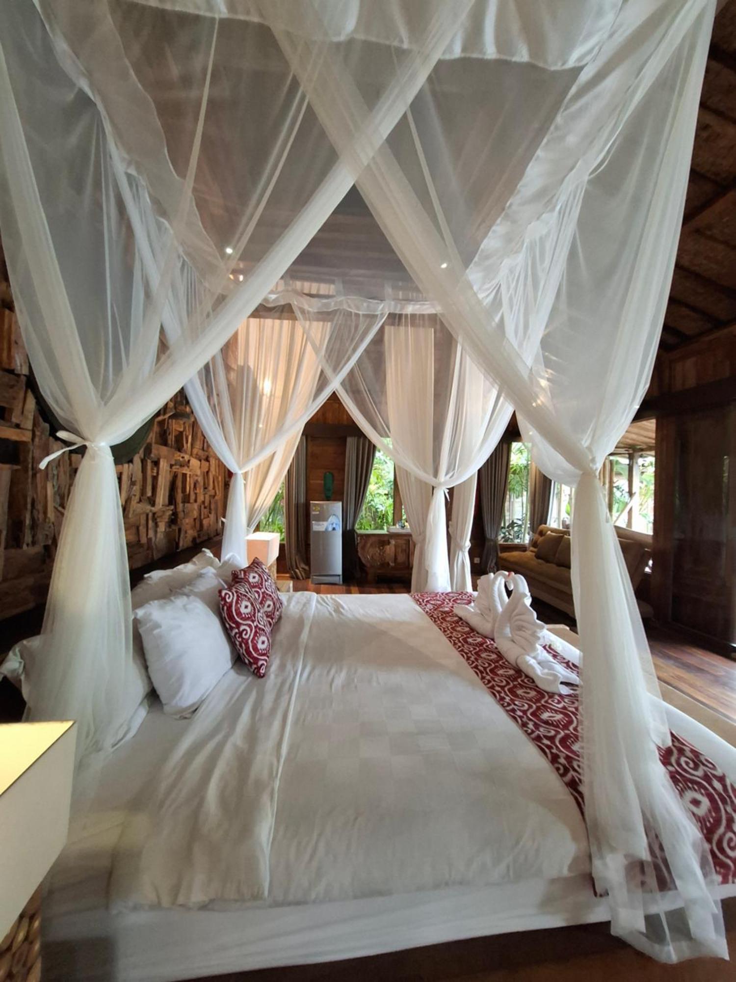 Villa Virgin Tirta Tawar