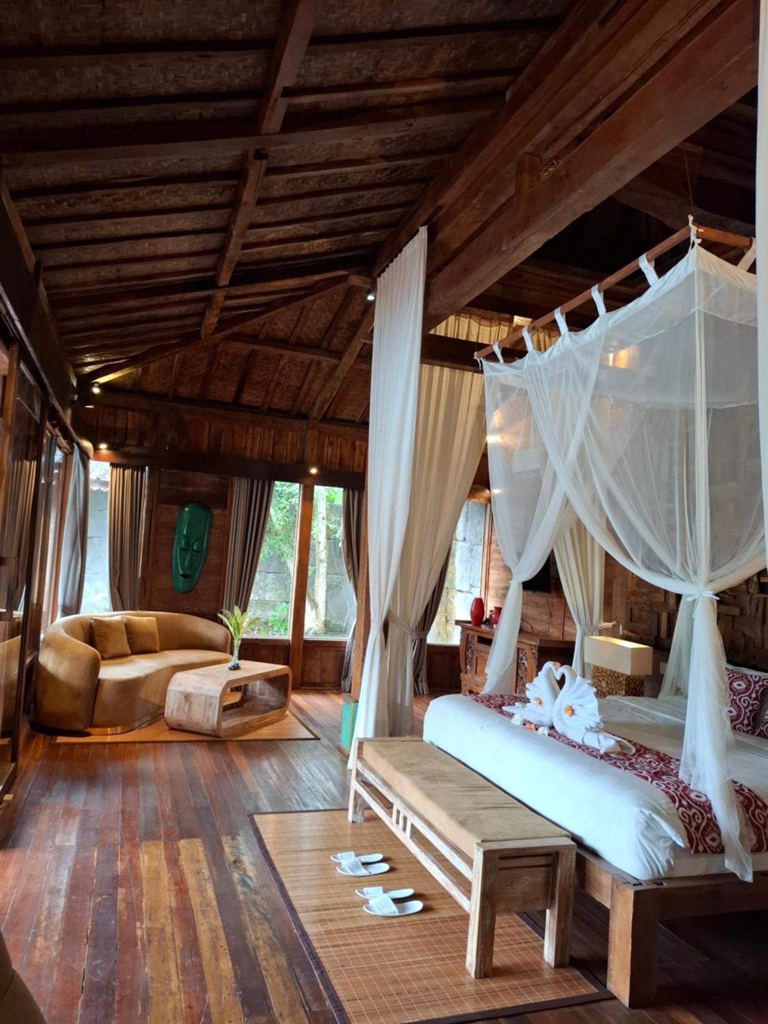 Virgin Tirta Tawar Villa *