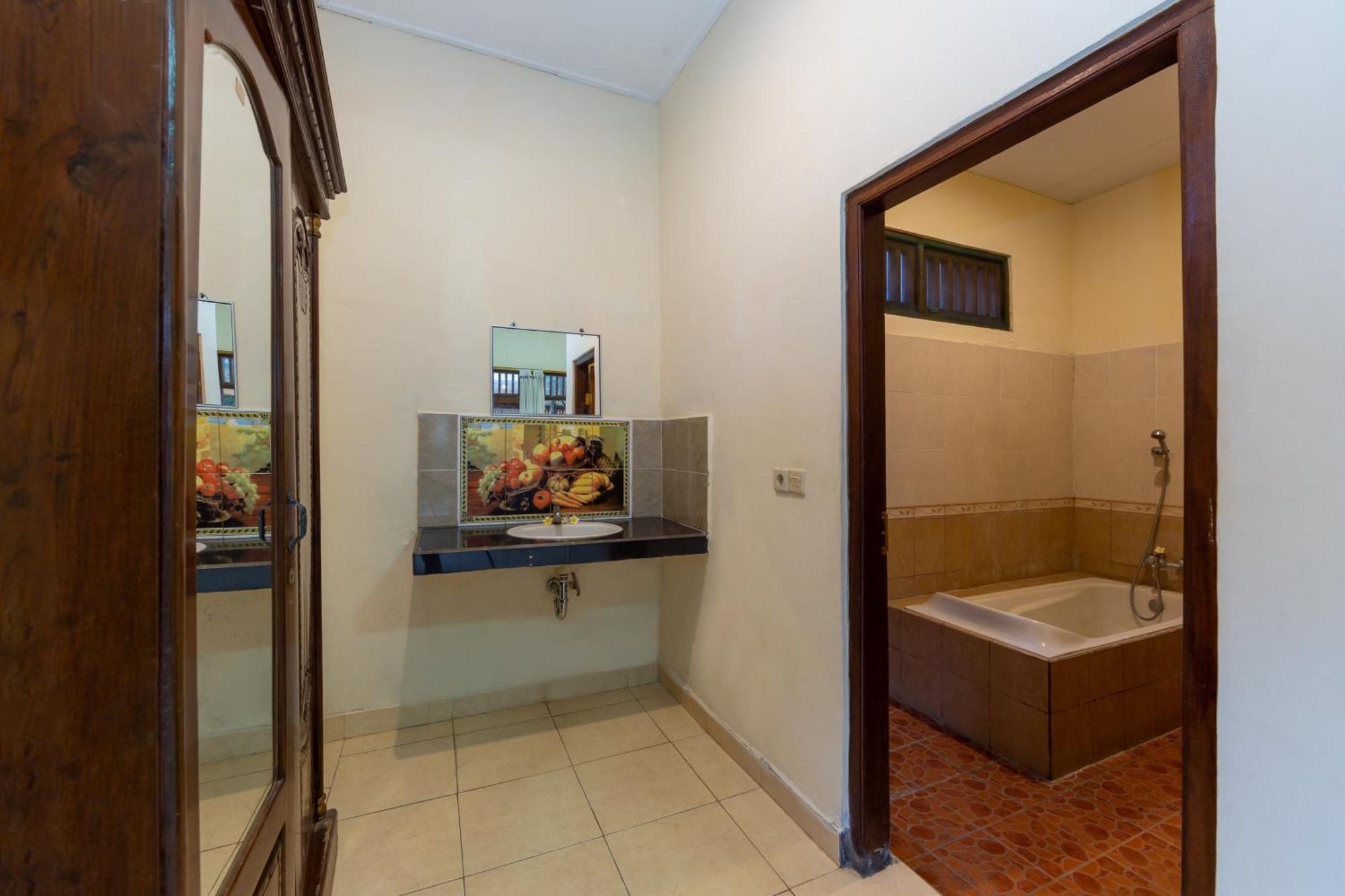 Rahayu Hanoman Hotel