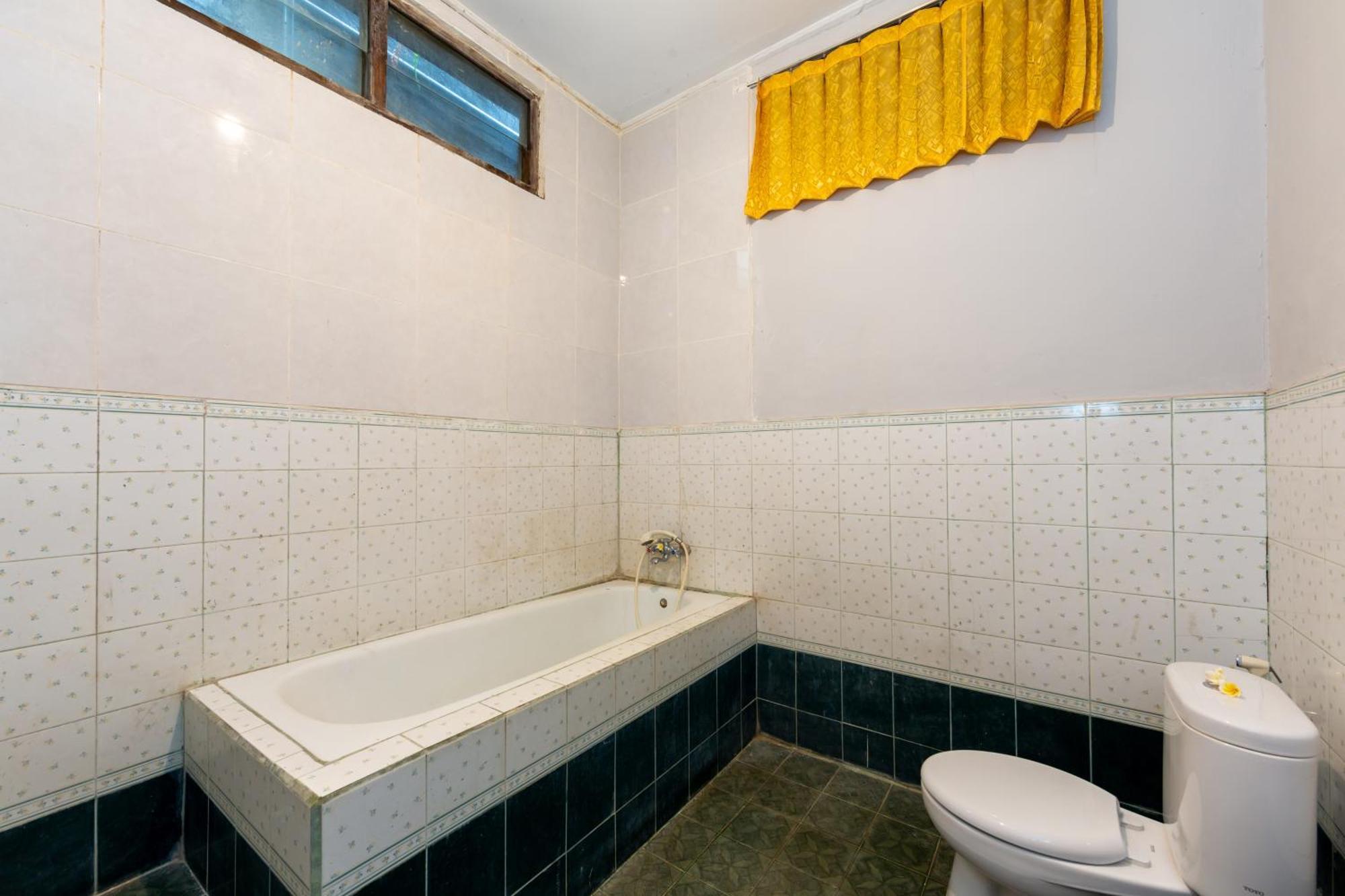 Hotel Rahayu Hanoman 3*