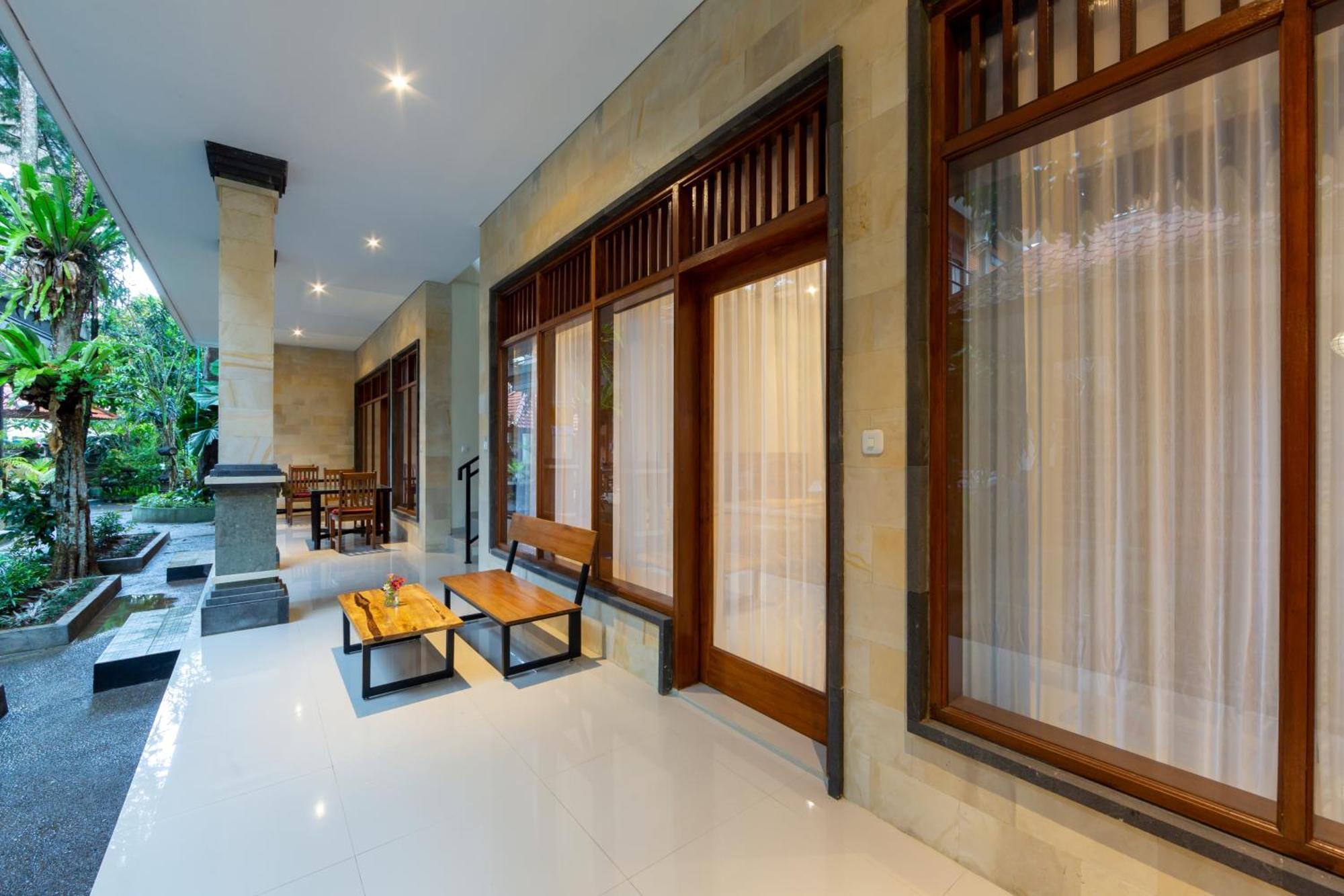 Rahayu Hanoman Hotel