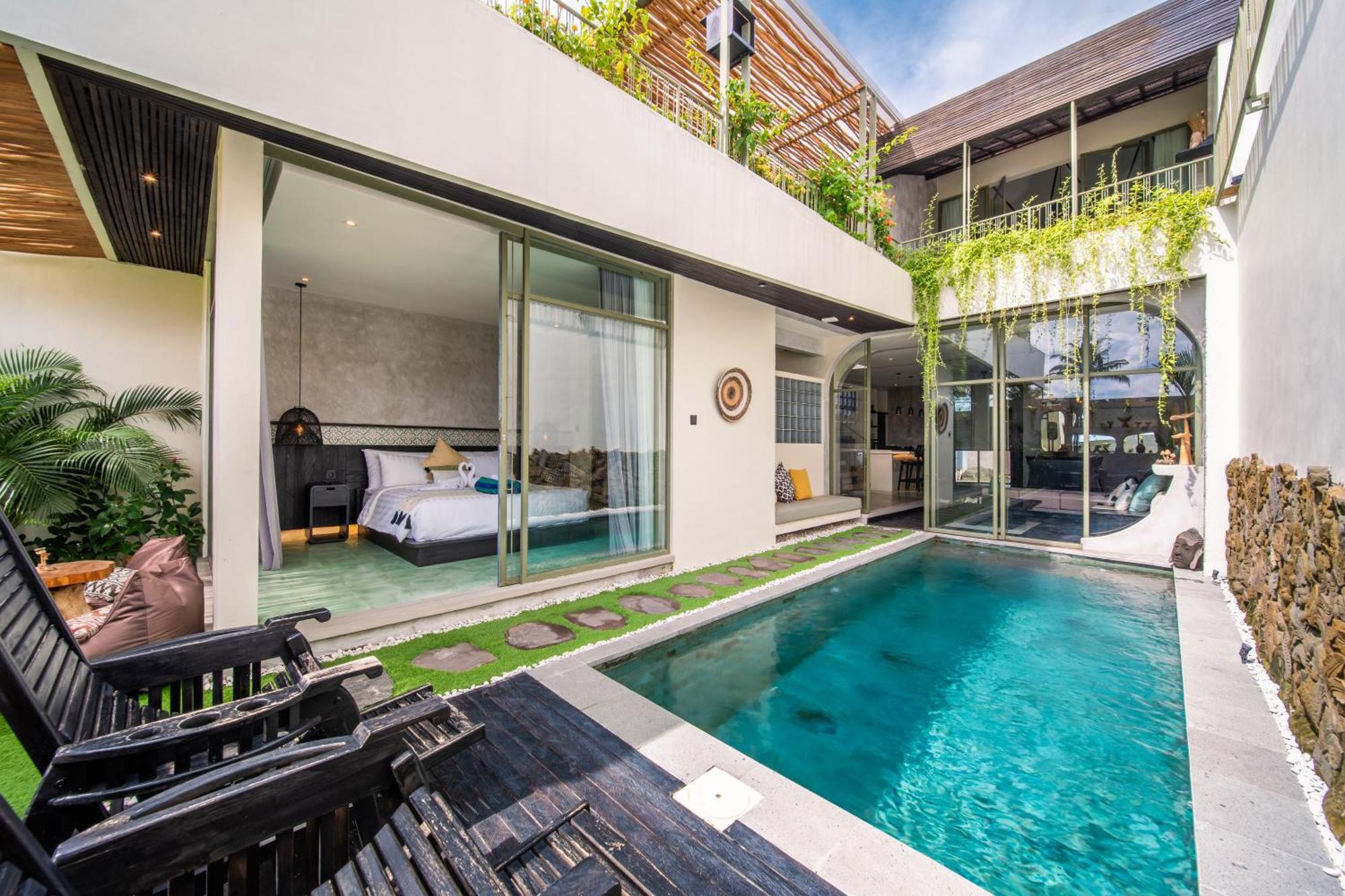 Rooftop Art Villa *