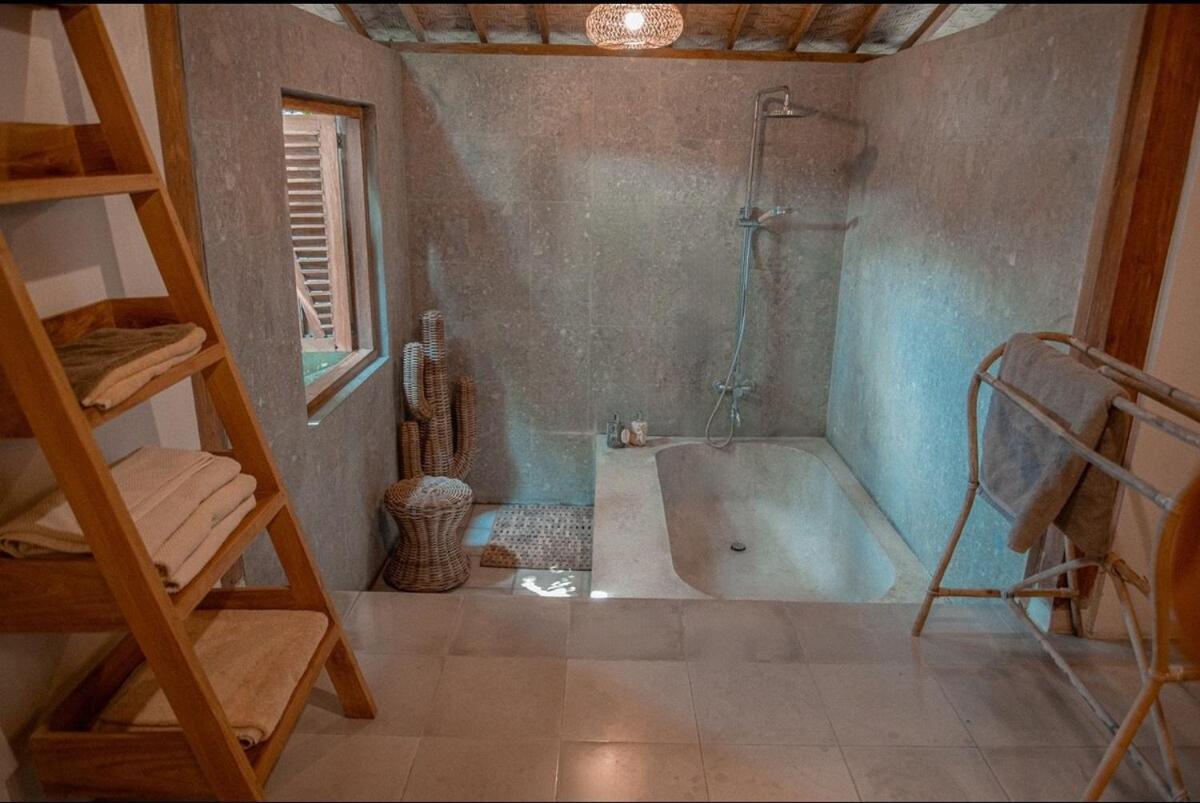 Philosopher Villa *