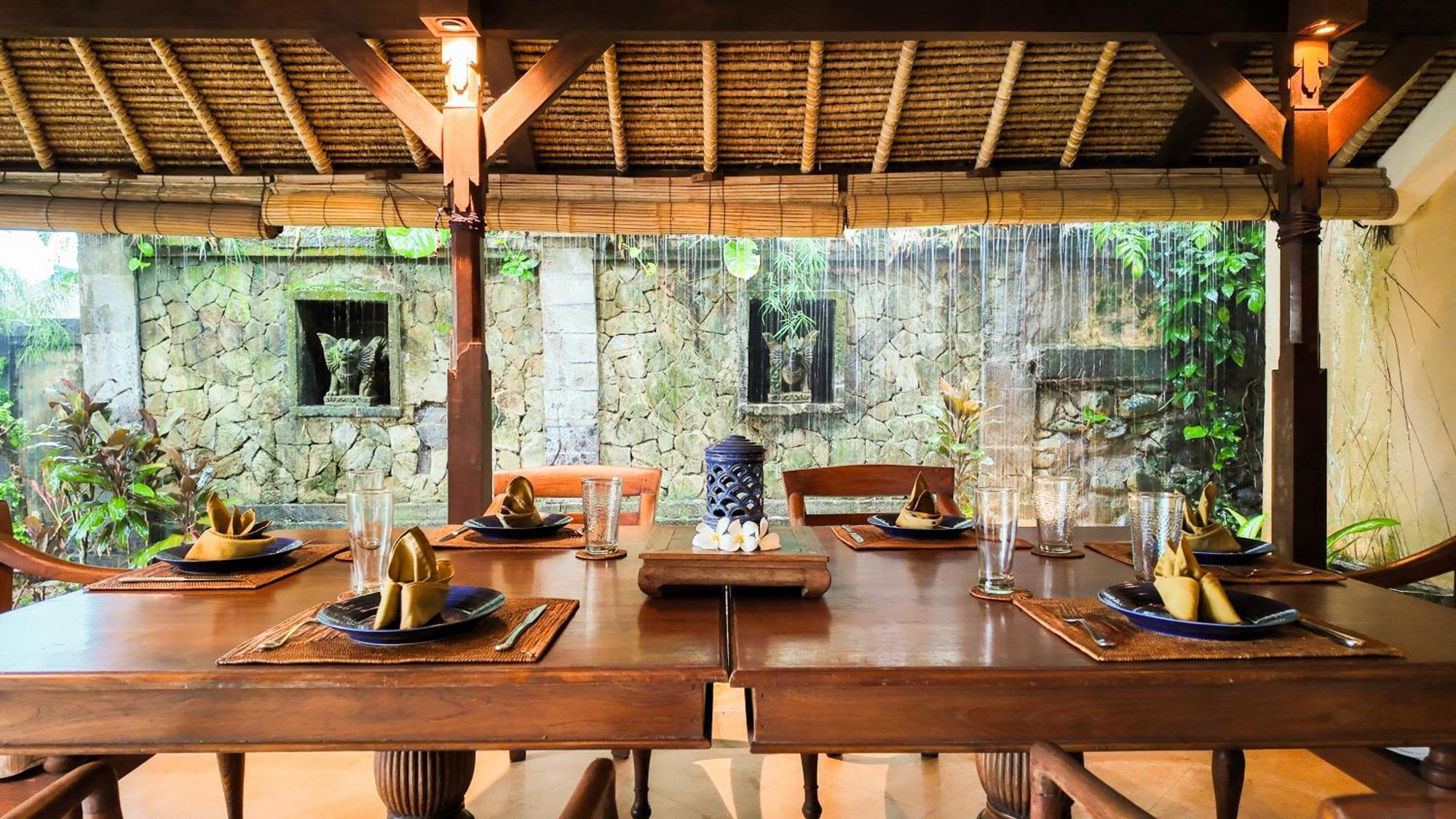 Ria Sayan Villa *