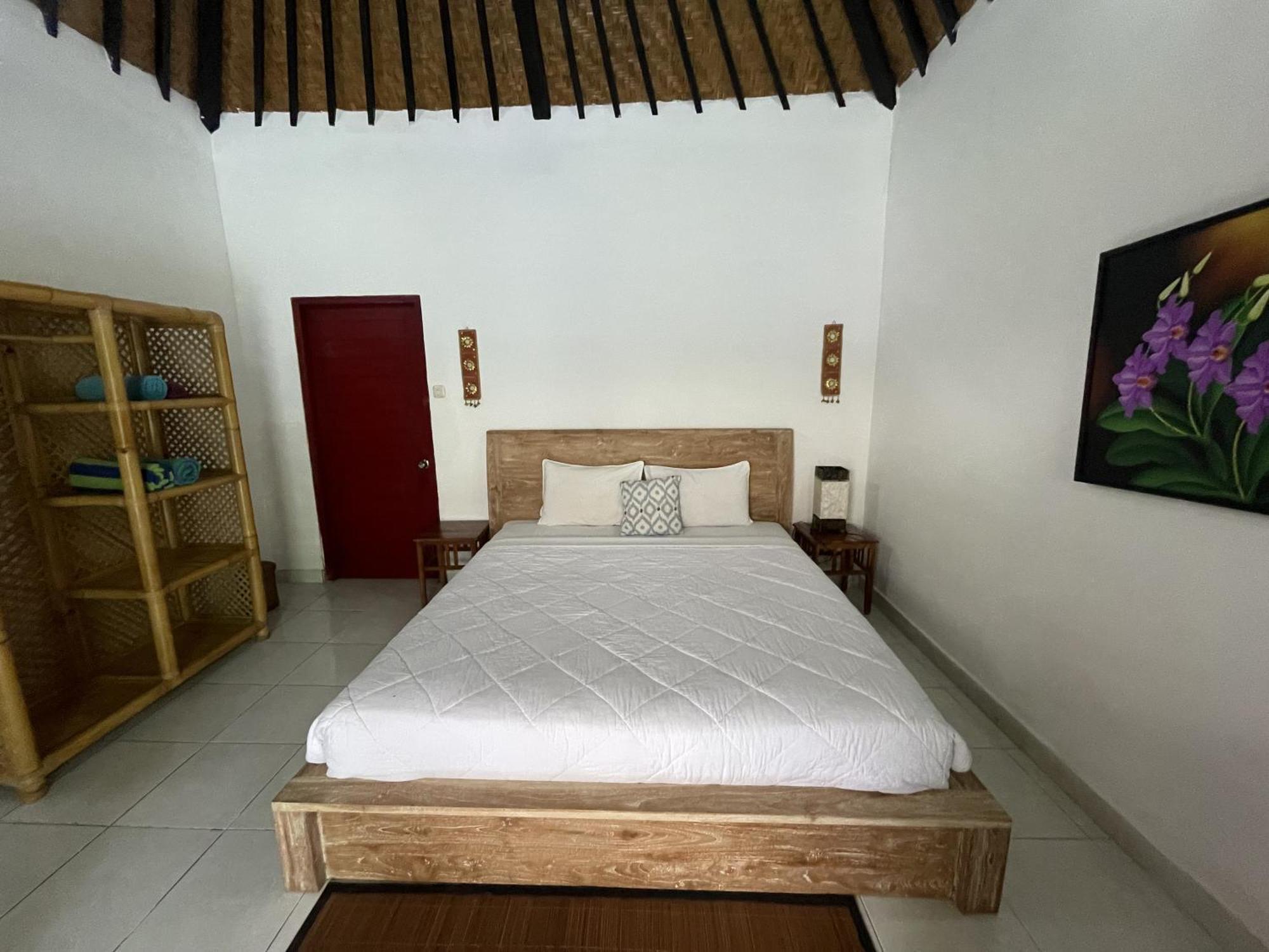 Taman Lituhayu Lodge *