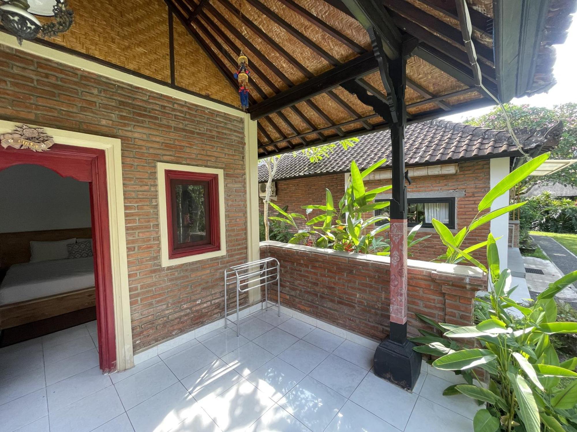 Lodge Taman Lituhayu *
