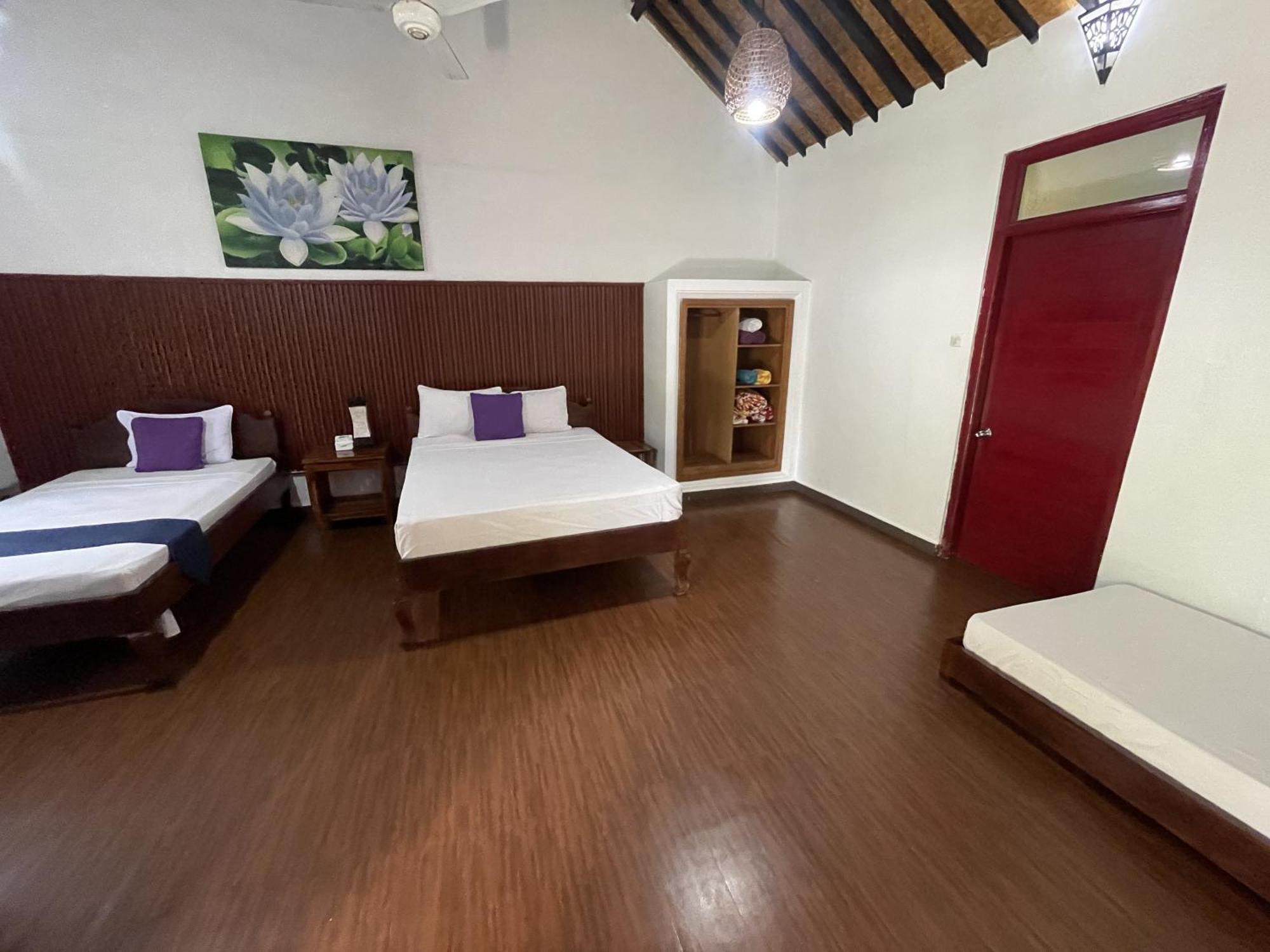 Lodge Taman Lituhayu *