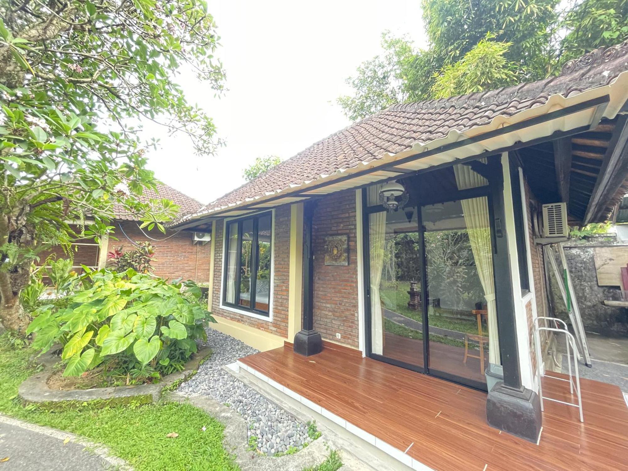 Lodge Taman Lituhayu