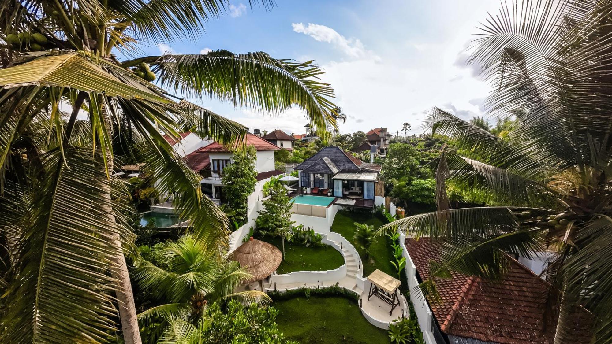 Villa Exclusive New In - 2bdr, Massive Pool - Ultimate Luxury