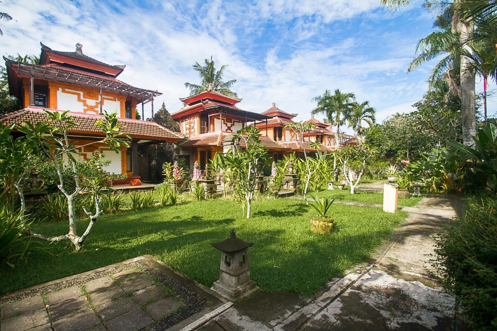 Hotel Suly Vegetarian & Ubud