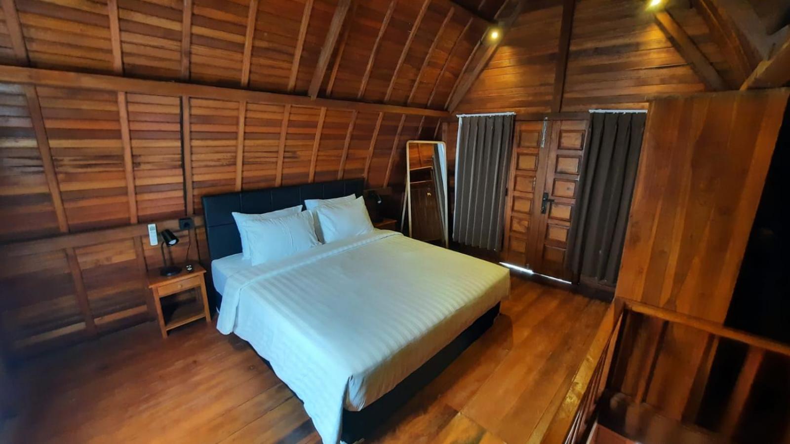 Kayu Joglos Ubud (Bali)