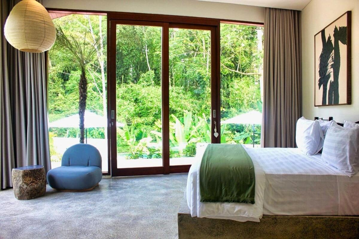 Villa Four Bedroom Luxury Laya *