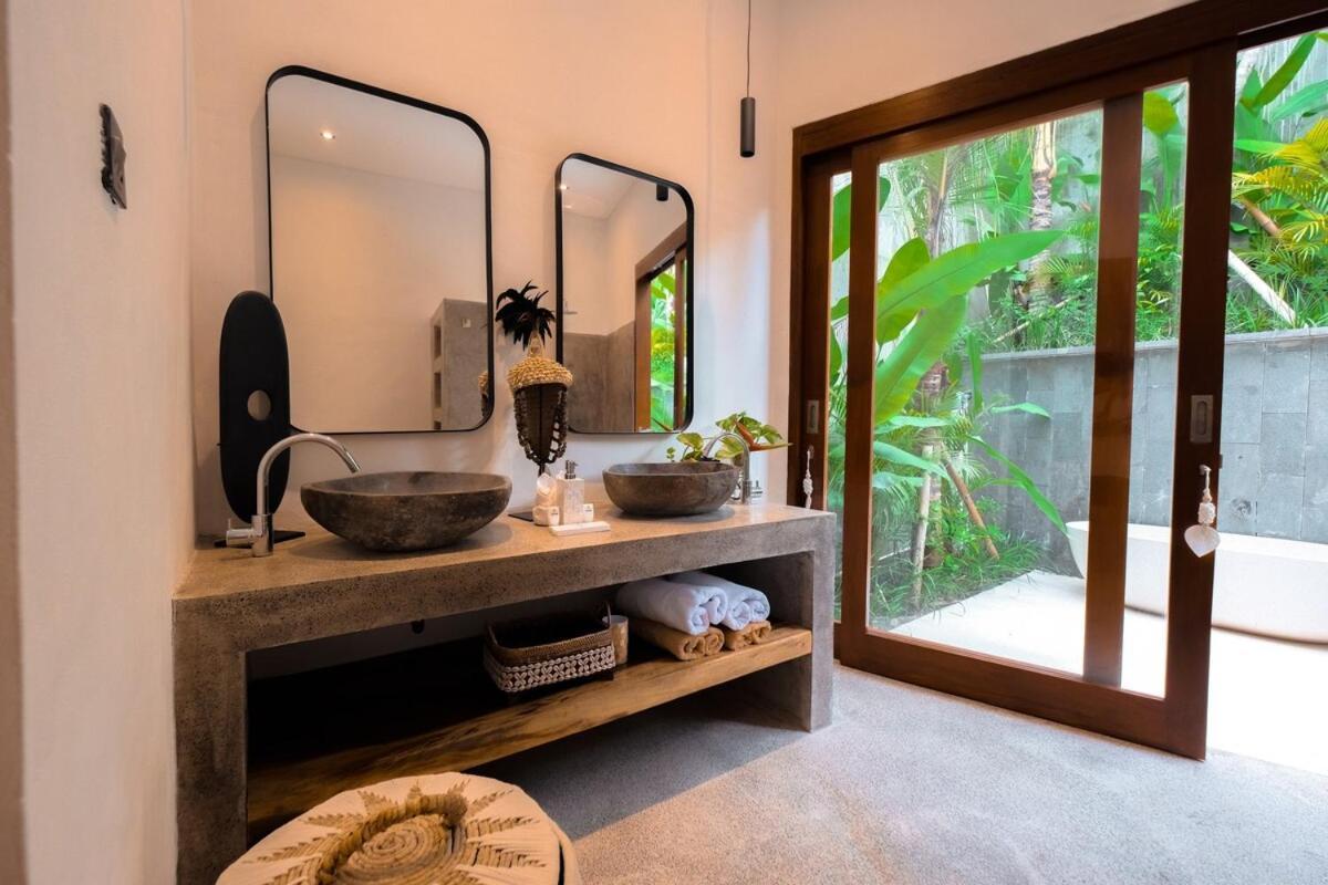 Villa Four Bedroom Luxury Laya Ubud (Bali)