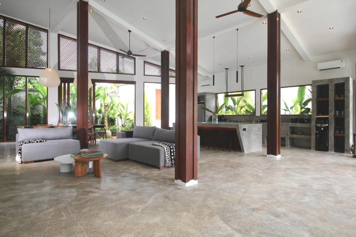 Four Bedroom Luxury Laya * Ubud (Bali)