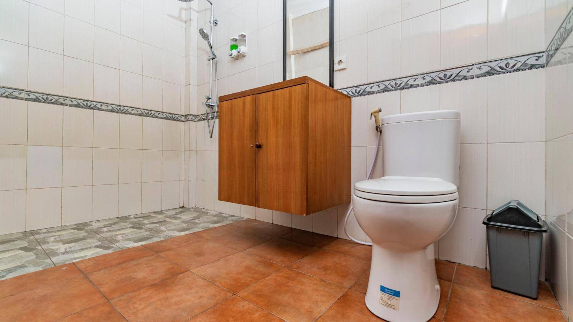 Esty House Gasthuis 2*
