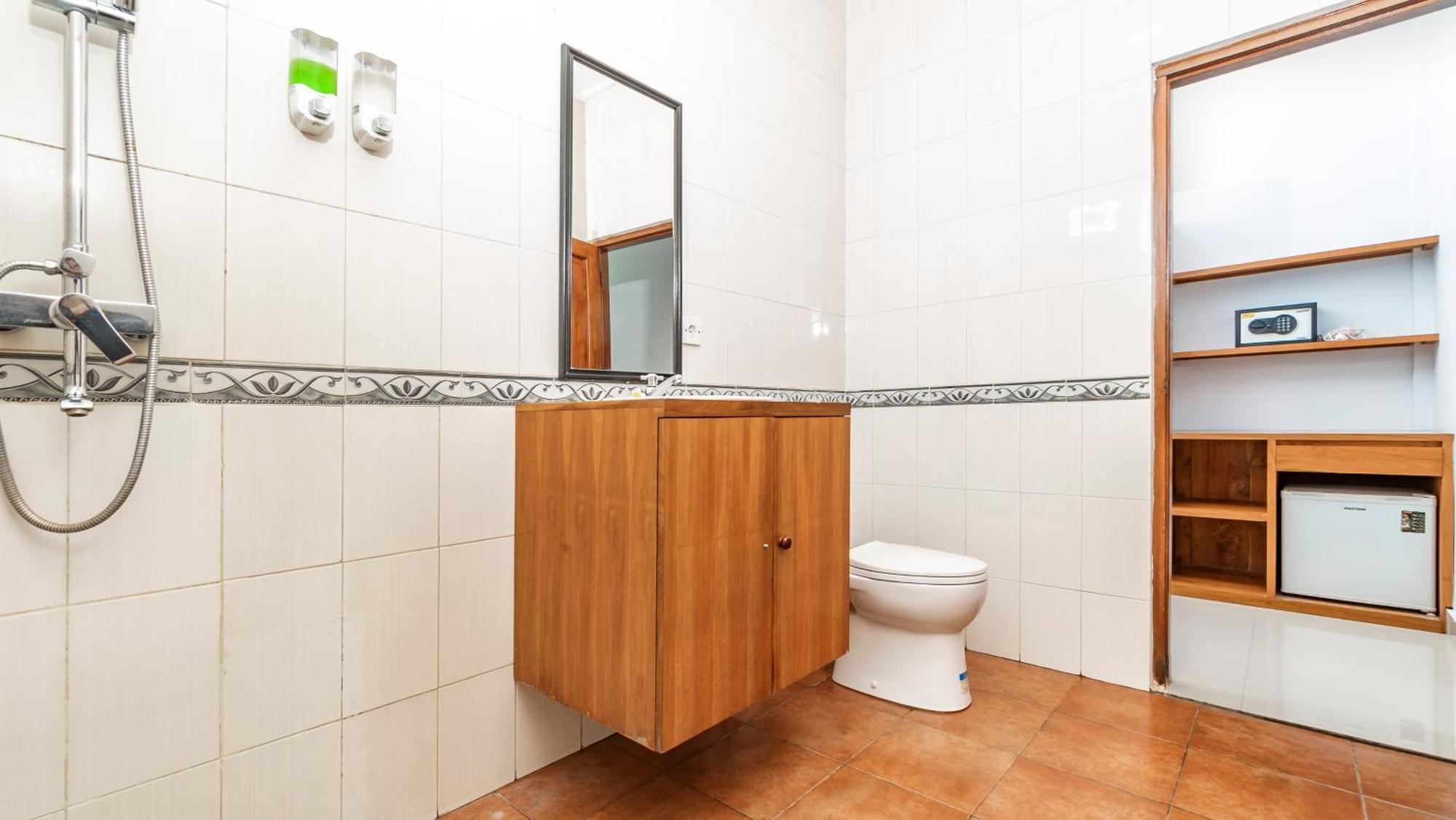 Esty House Gasthuis 2*