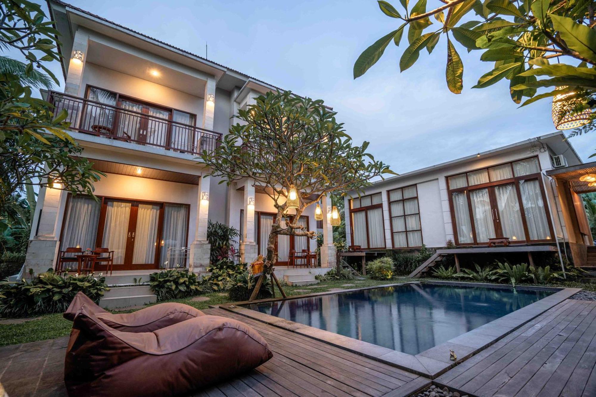Suarsena Bisma Hotel 3*