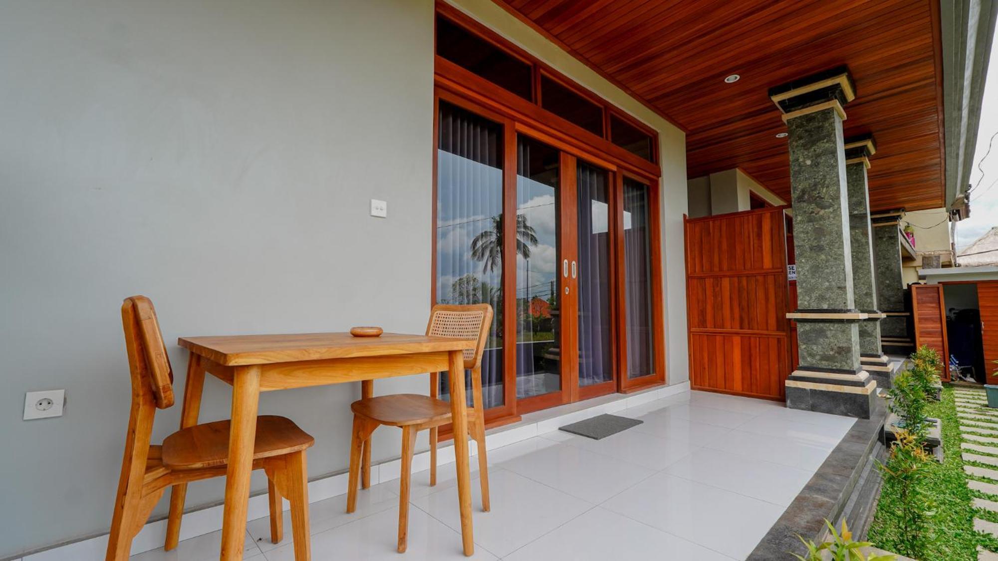 Cahaya Guest house *