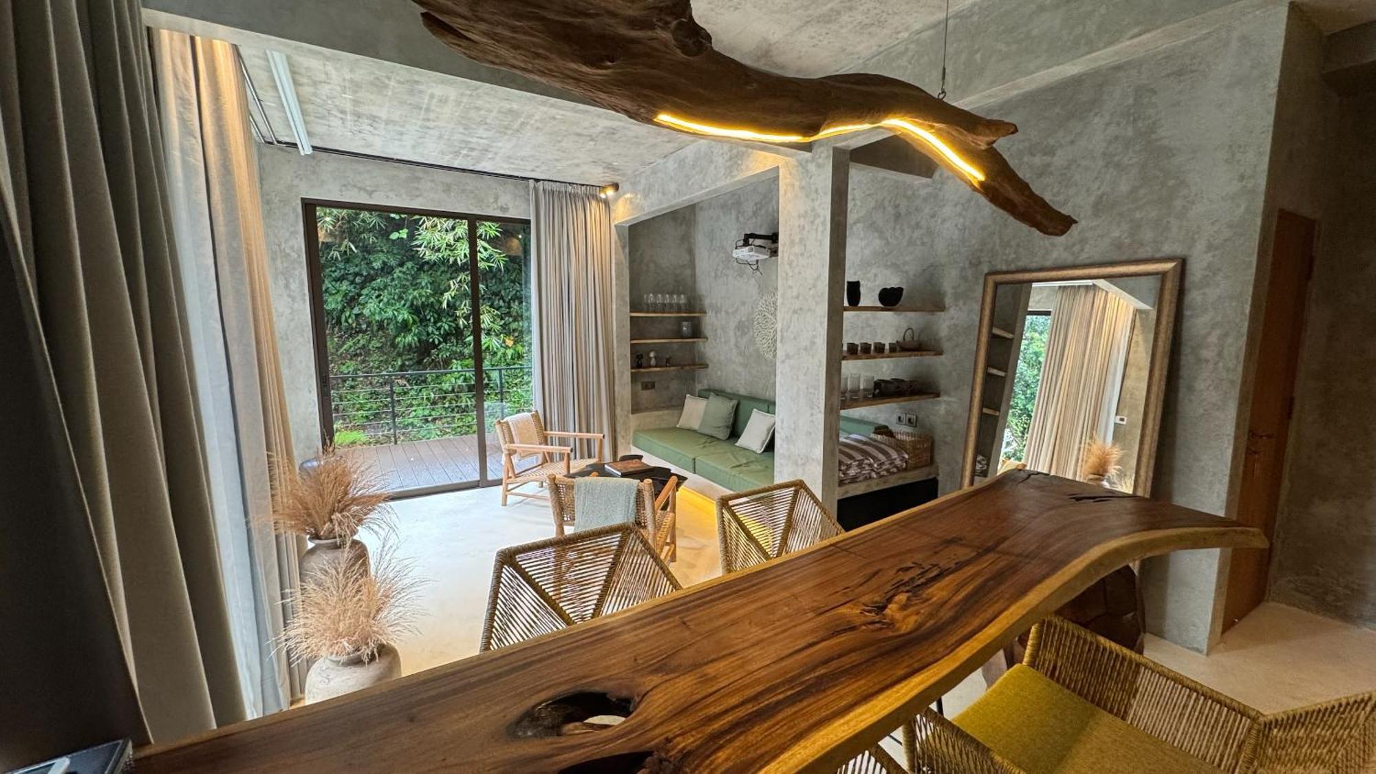 Bamboolina Jungle - A Unique Retreat With Artistic Charm With River Access