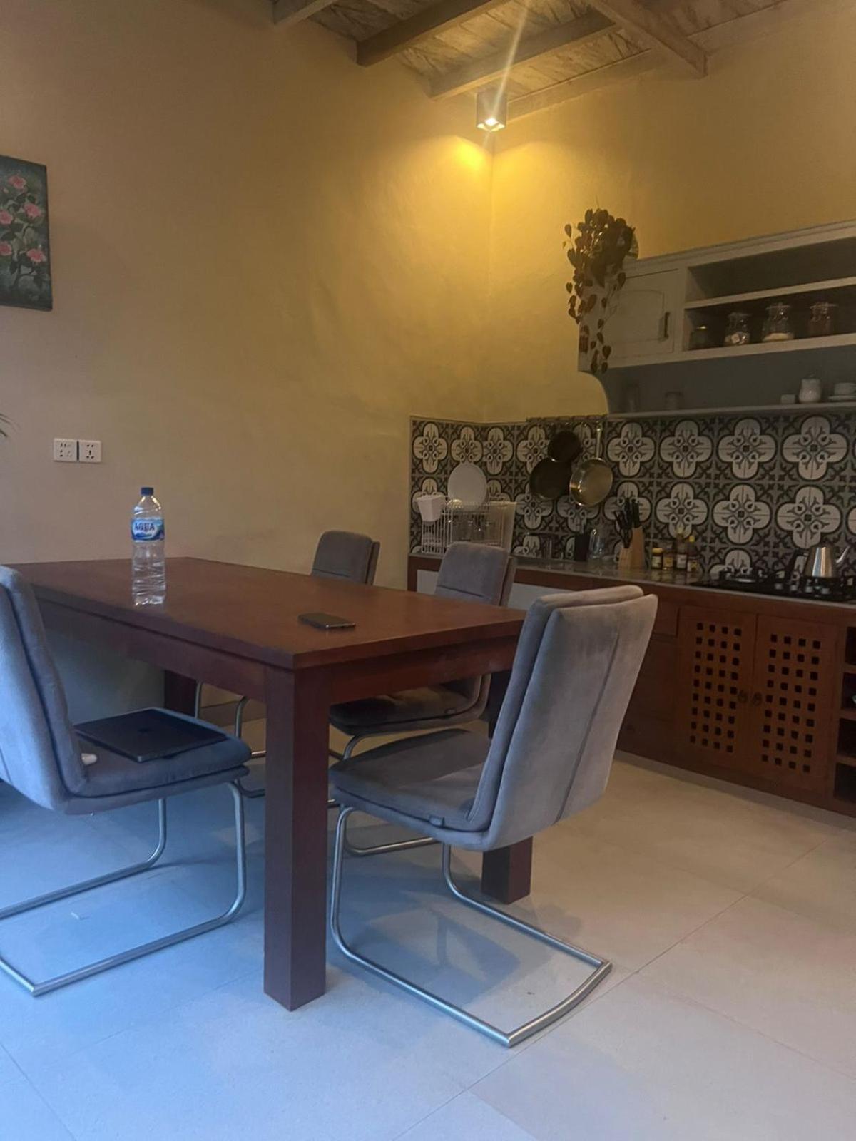 Bed & Breakfast Avasthanam - & *