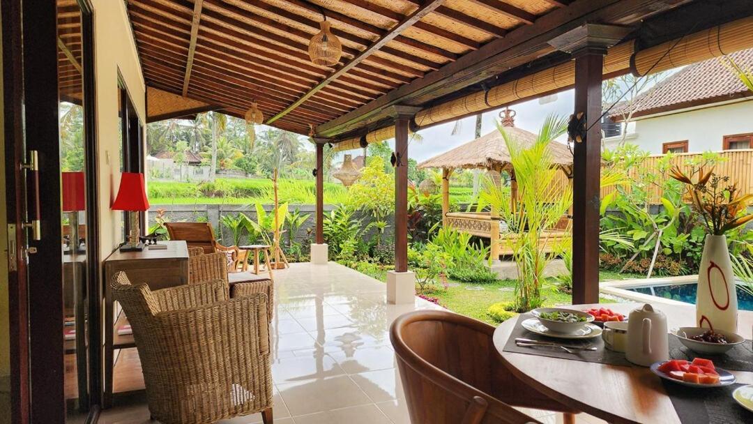 Ari Sawah House, Luxury 2 Bedroom With Pool Holiday home