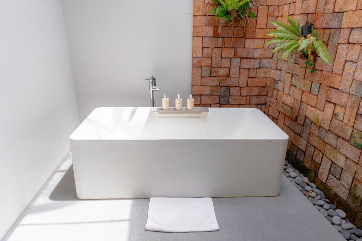 Casa Asih By Madhava Hospitality Bali Villa
