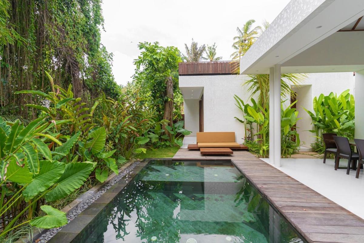 Casa Asih By Madhava Hospitality Bali Villa *
