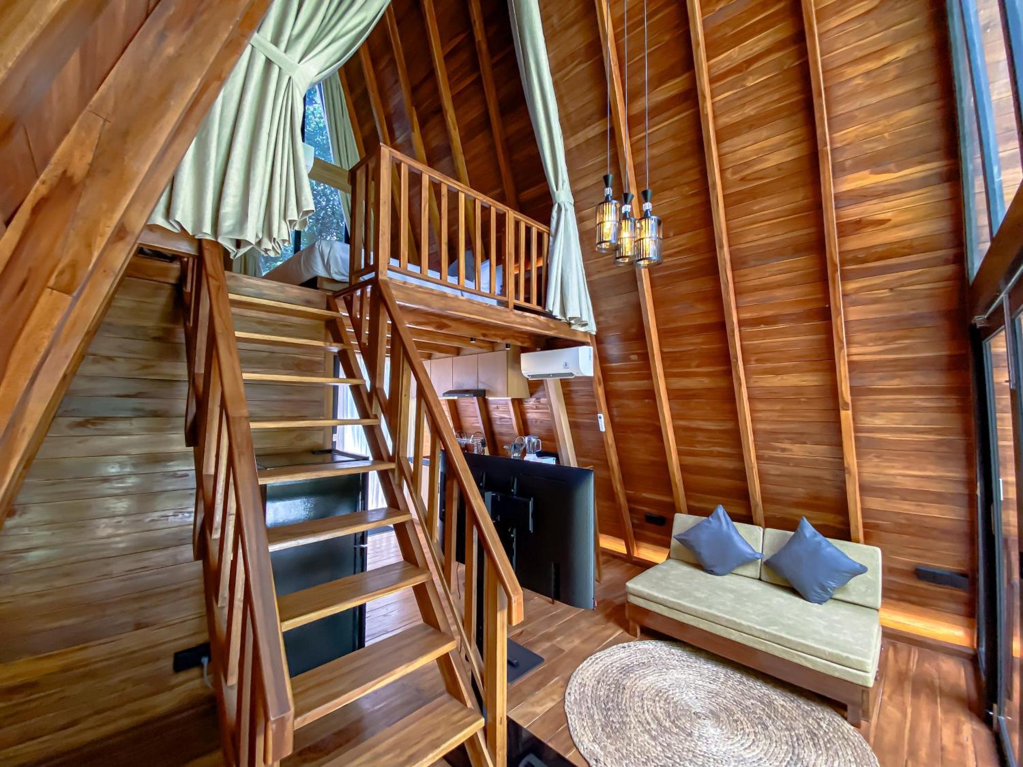 Villa Hidden Den *